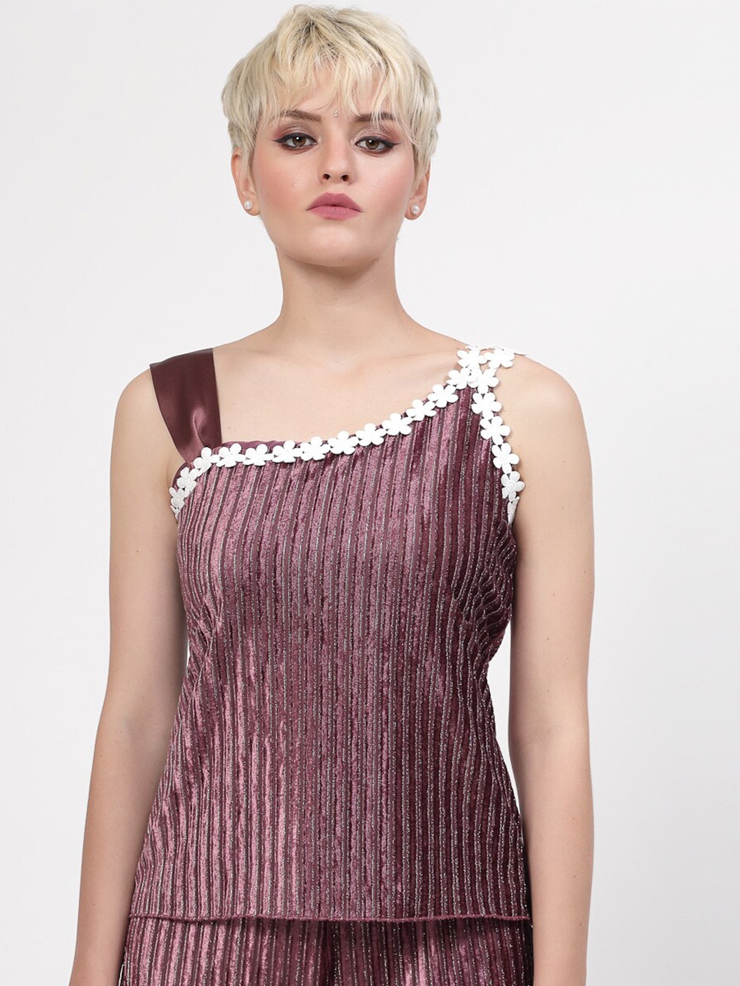 

LELA Self Design Lace Inserts Velvet Top, Purple