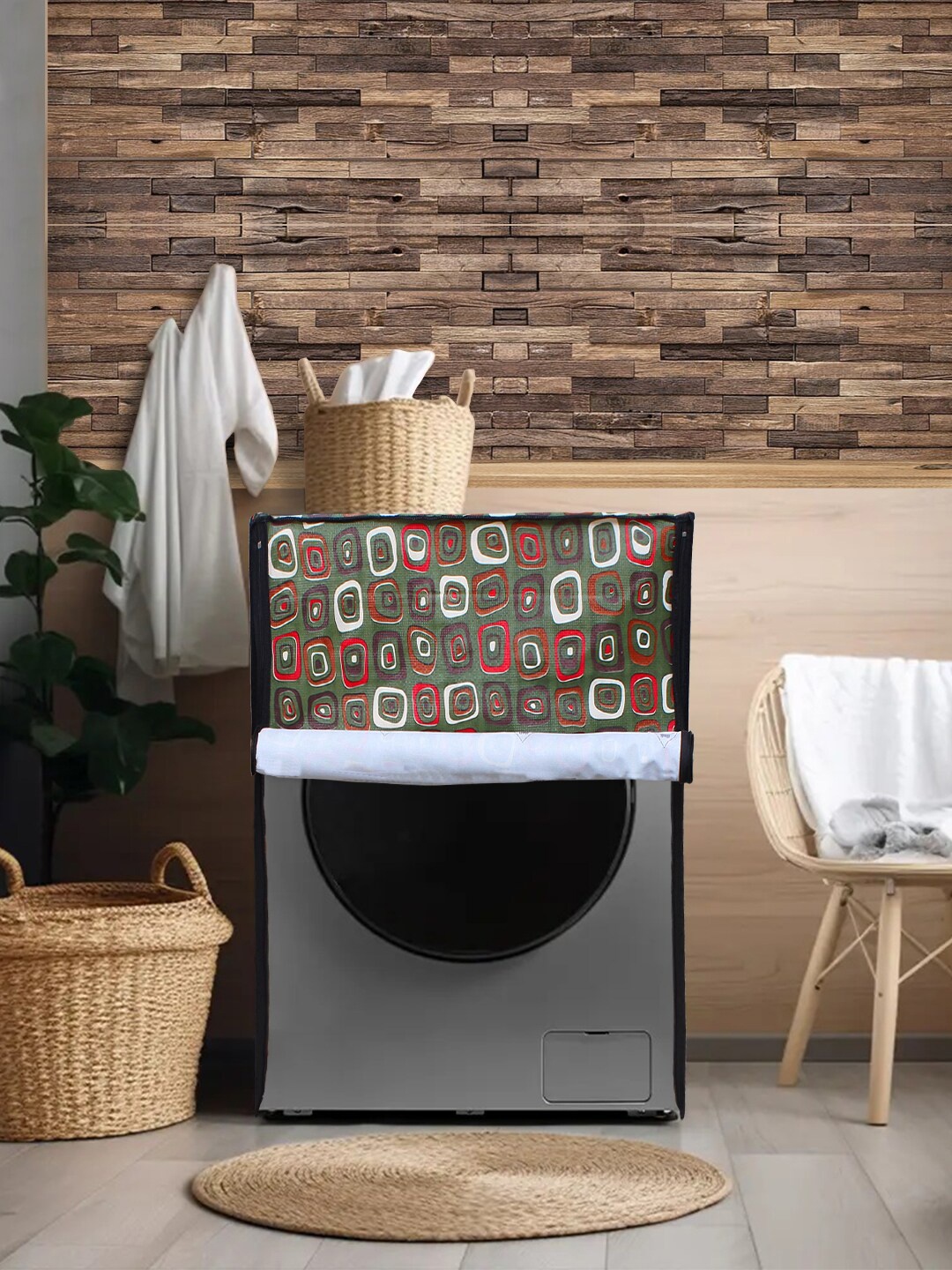 

DREAM CARE Green & Red Printed Waterproof and Dustproof Washing Machine Cover Front Load