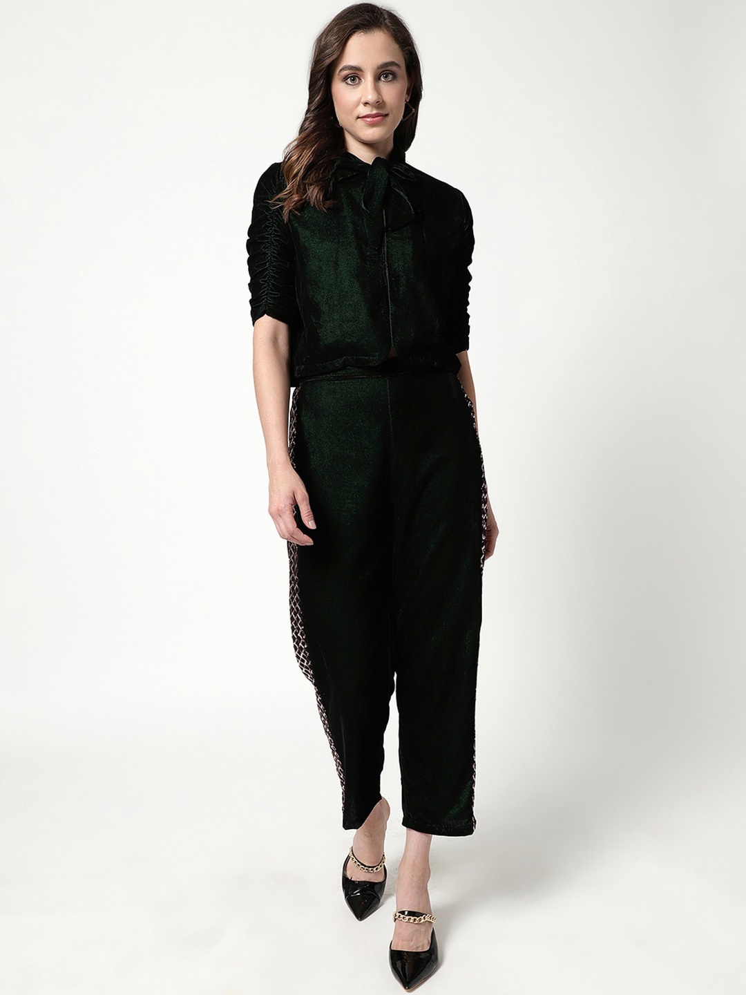 

Zima Leto Velvet Tie-Up Velvet Top With Sequin Detail Trousers Co-Ords, Green