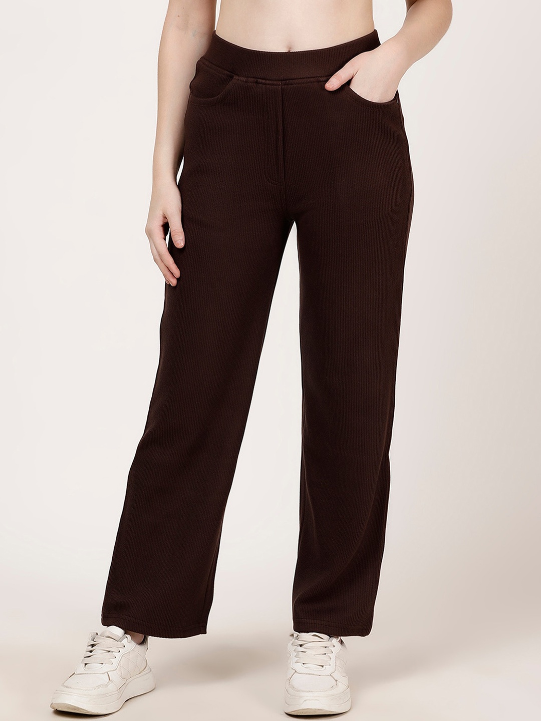 

FUTURO Original Women Mid-Rise Flared Corduroy Parallel Trousers, Coffee brown