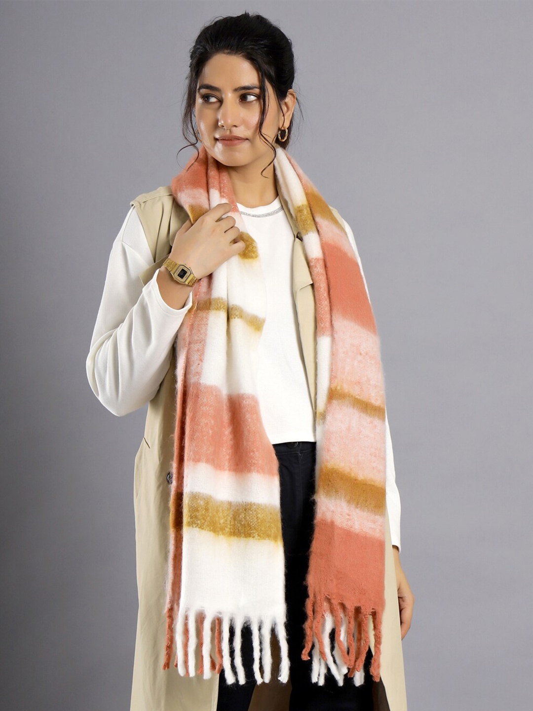 

HANDICRAFT PALACE Colourblocked Tasselled Scarf, Coral