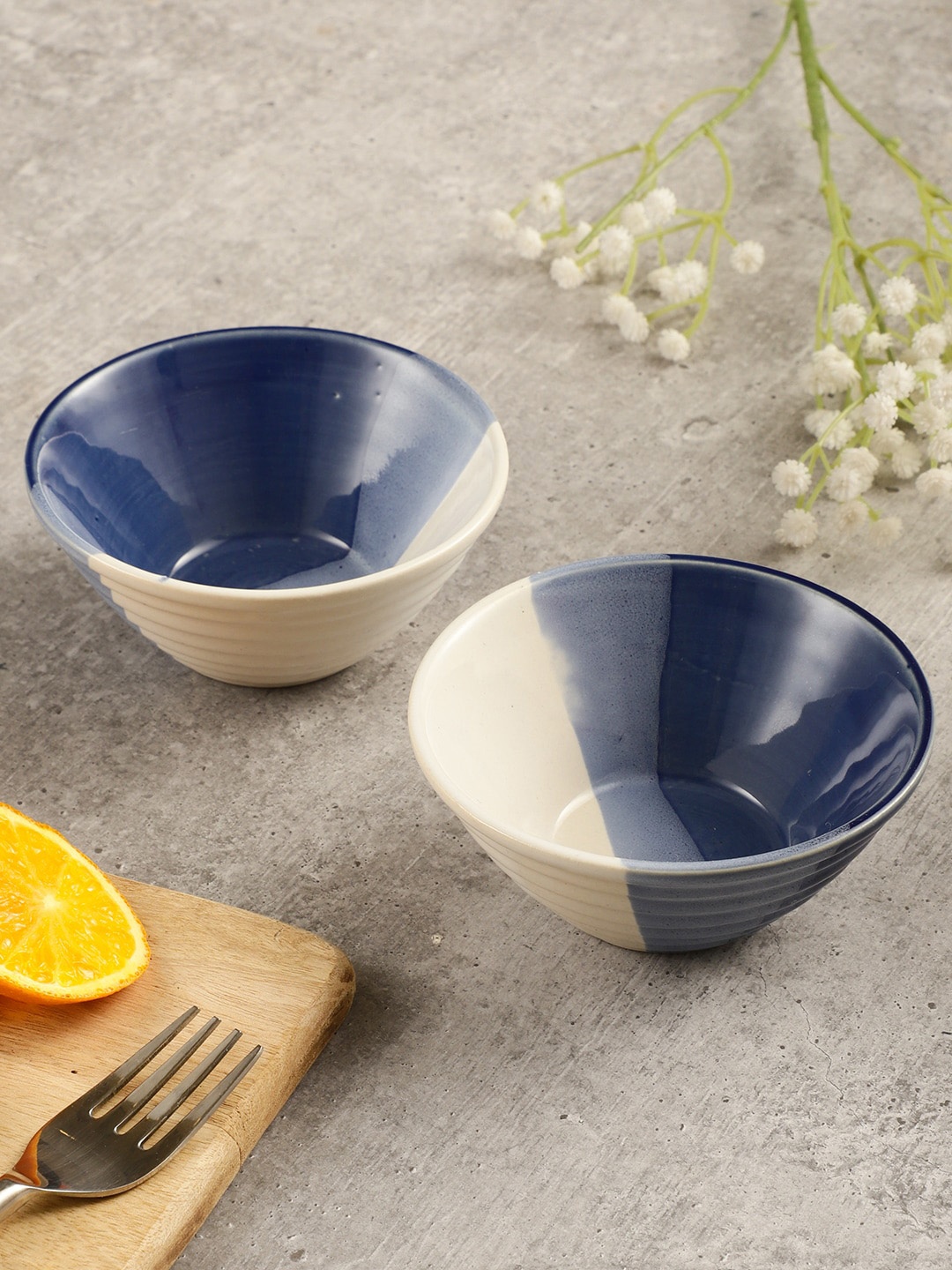 

MIAH Decor 2 Pcs Blue & White Textured Ceramic Serving Bowls