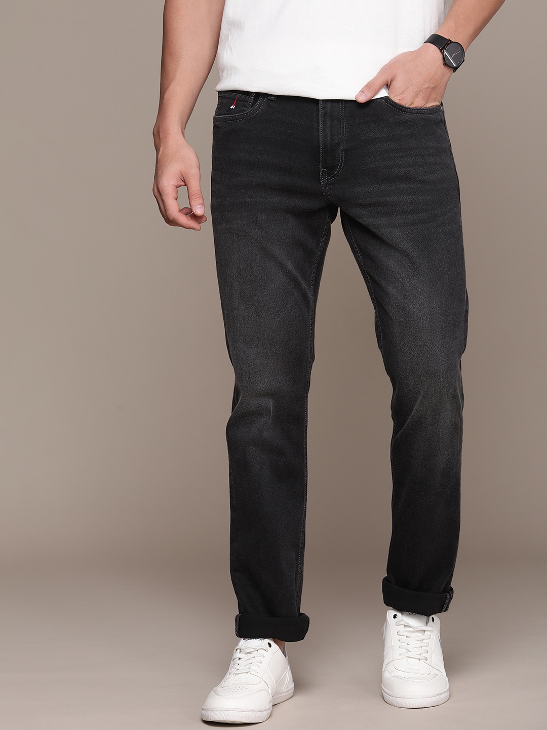 

Nautica Men Straight Fit Light Fade Stretchable Jeans, Black