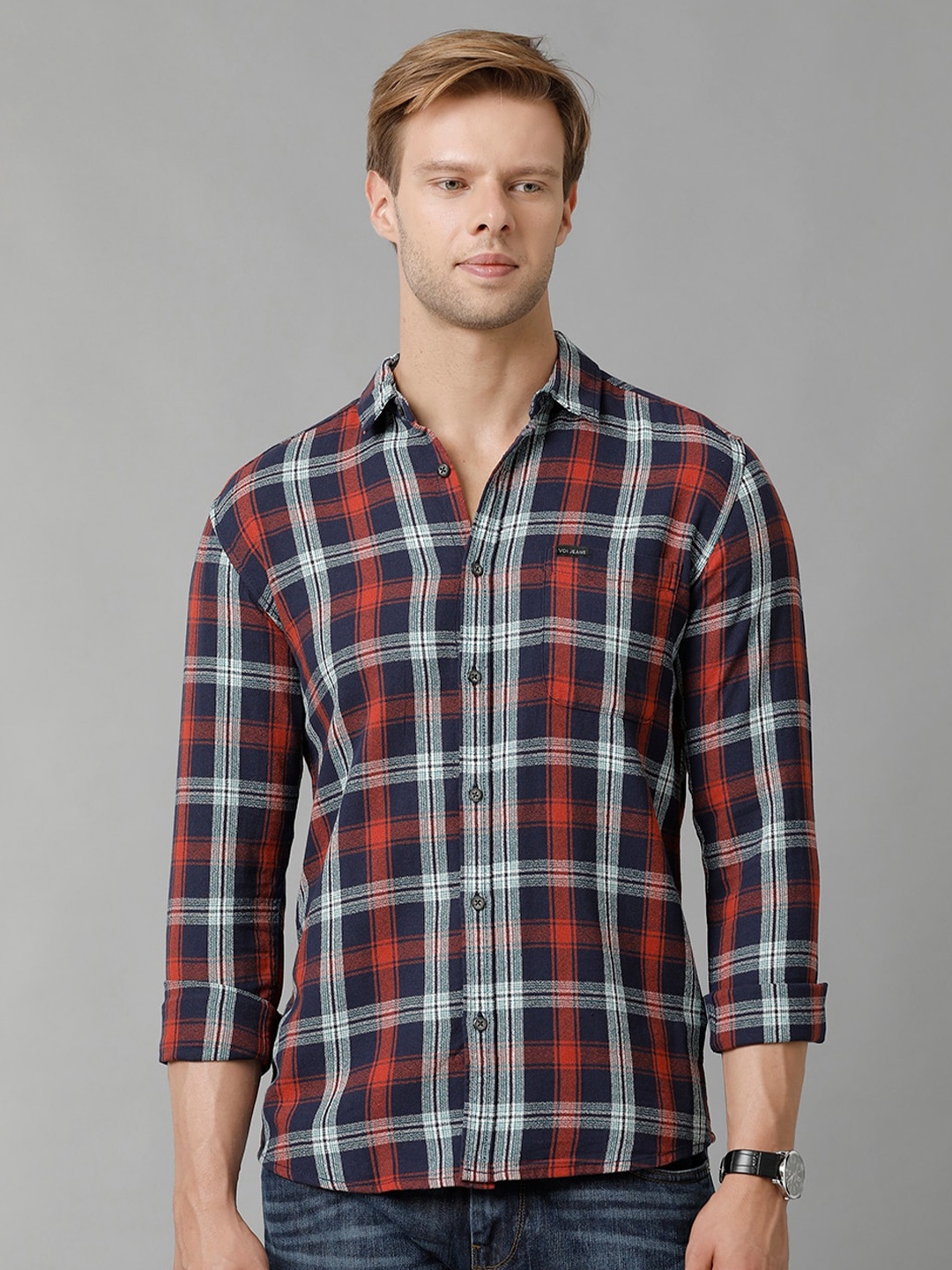 

Voi Jeans Slim Fit Checked Pure Cotton Casual Shirt, Navy blue