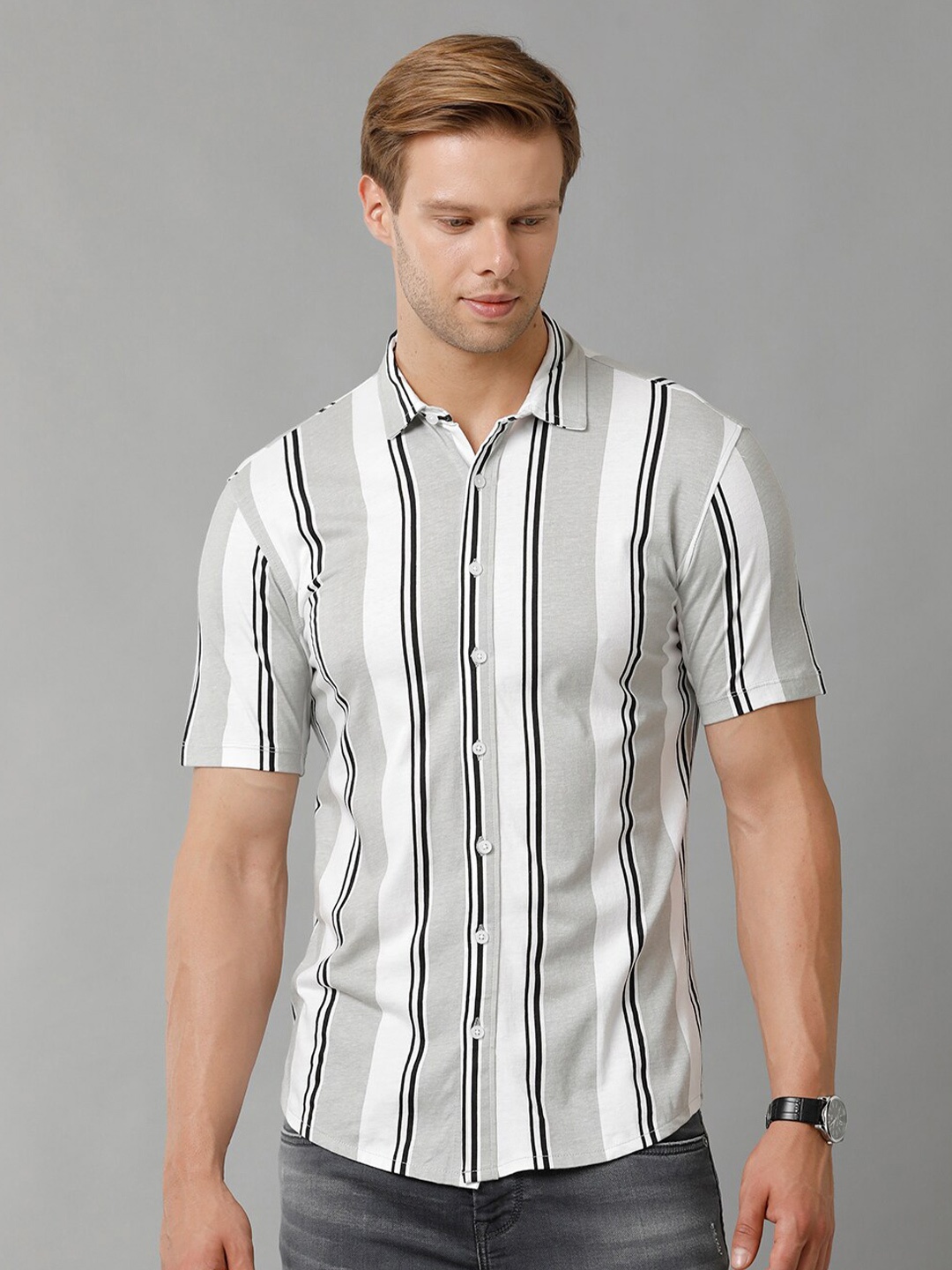 

Voi Jeans Slim Fit Vertical Striped Spread Collar Pure Cotton Casual Shirt, Grey