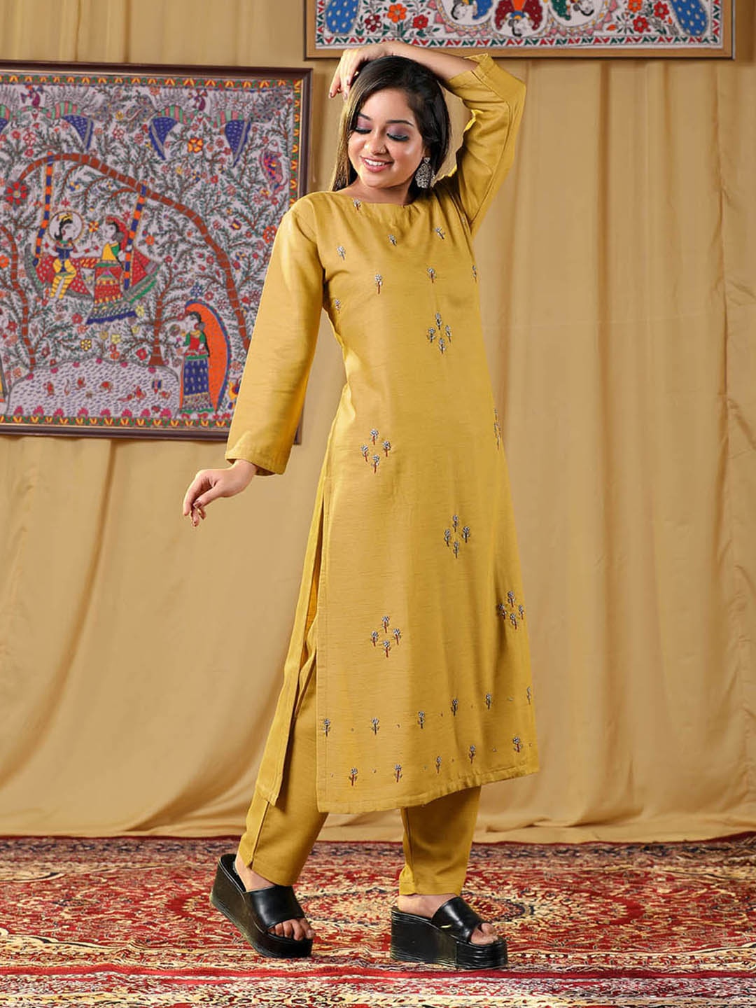 

HALFSAREE STUDIO Floral Embroidered Pure Cotton Straight Kurta, Yellow