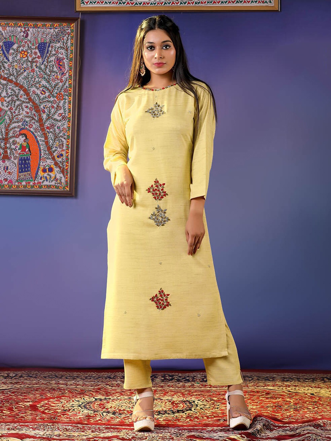 

HALFSAREE STUDIO Floral Embroidered Straight Kurta With Trousers, Yellow