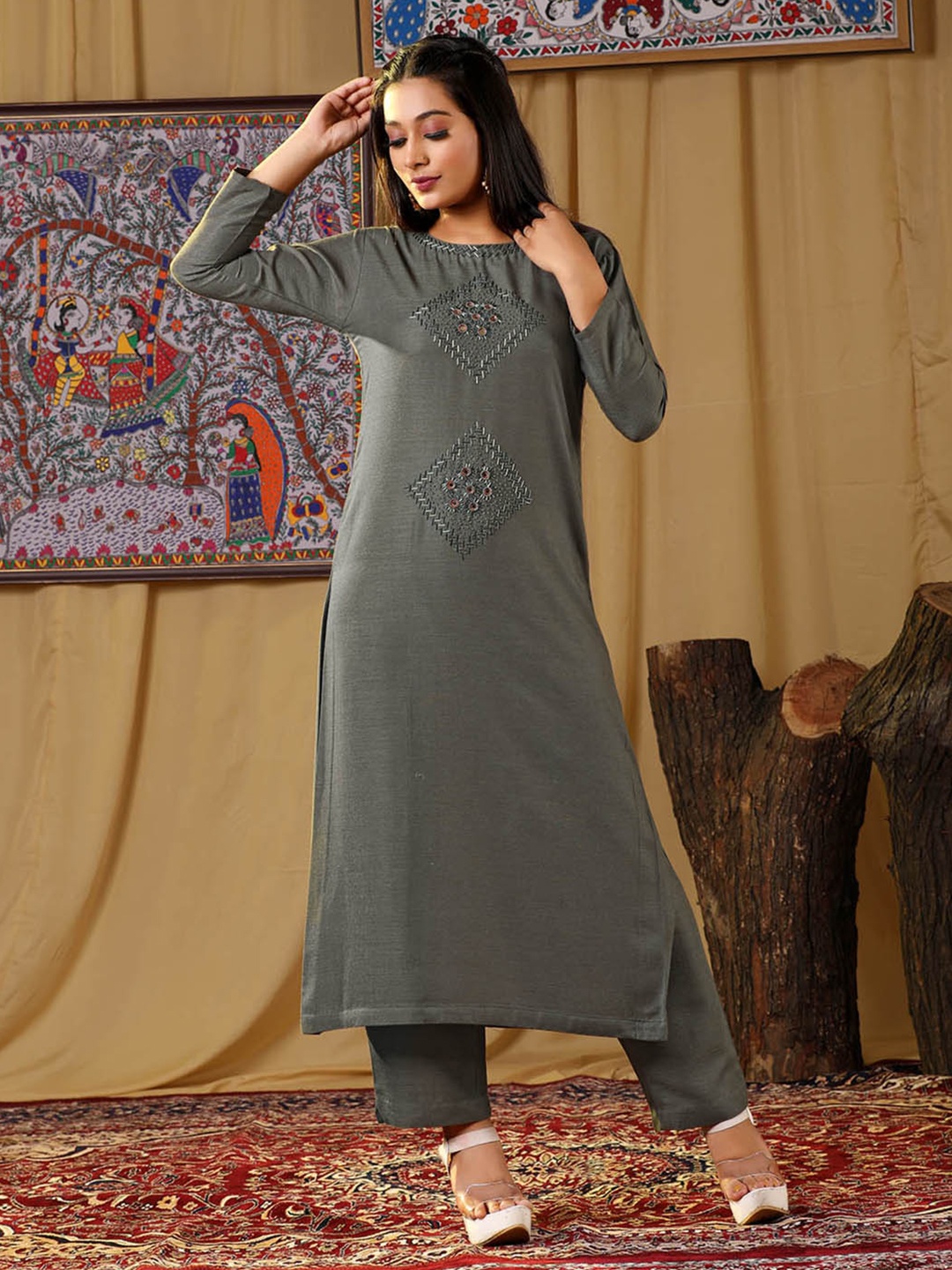 

HALFSAREE STUDIO Embroidered Pure Cotton Straight Kurta, Grey