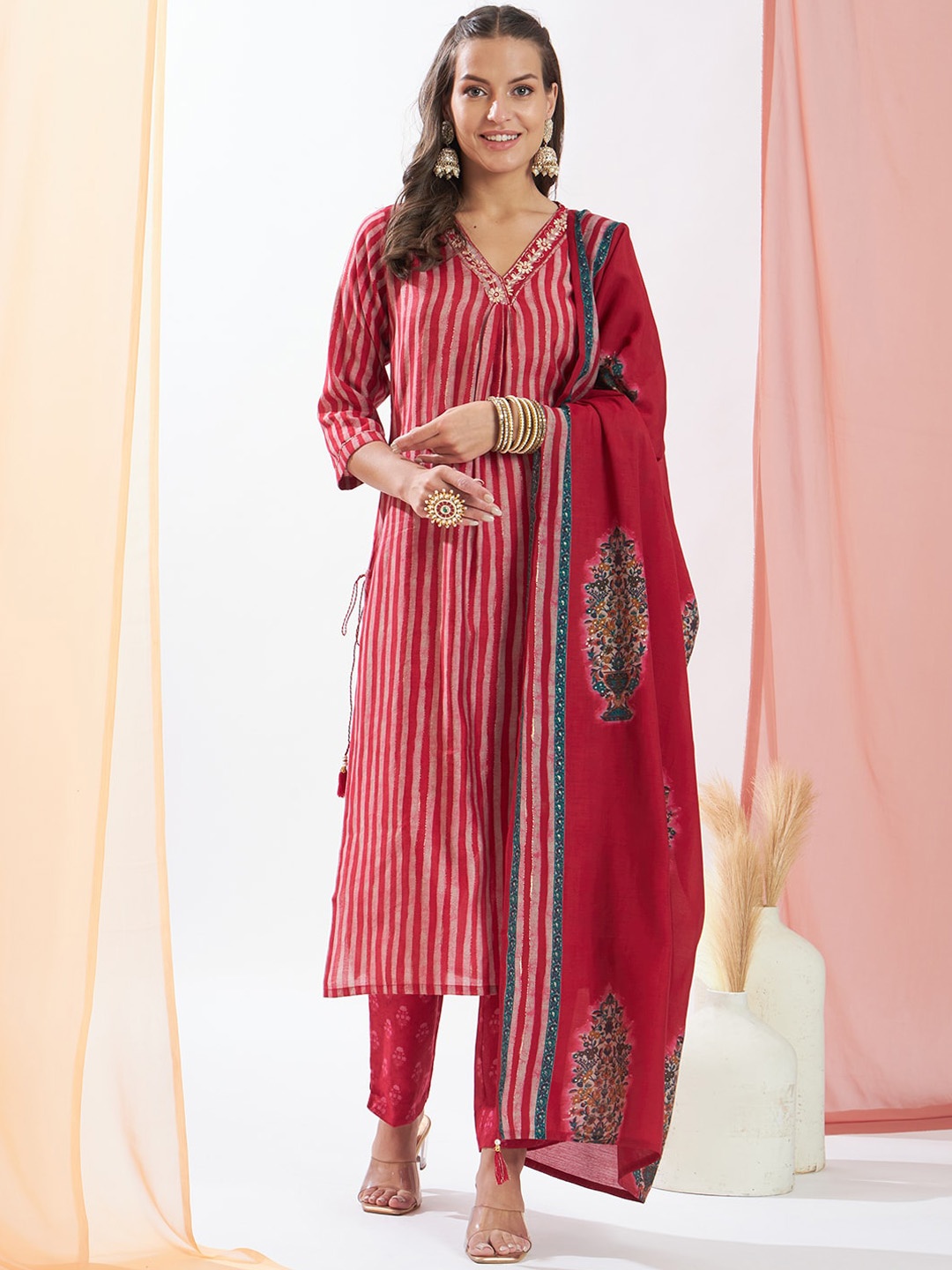 

HEEPOSH Striped Thread Work Jute Cotton Kurta With Trousers & Dupatta, Red