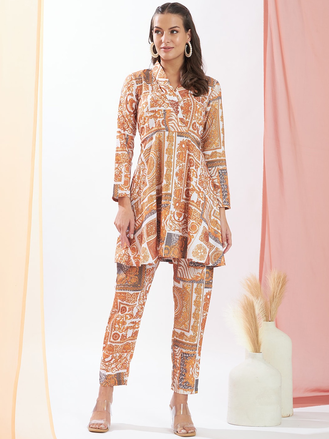 

HEEPOSH Abstract Printed Jute Cotton Kurta With Trousers, Brown