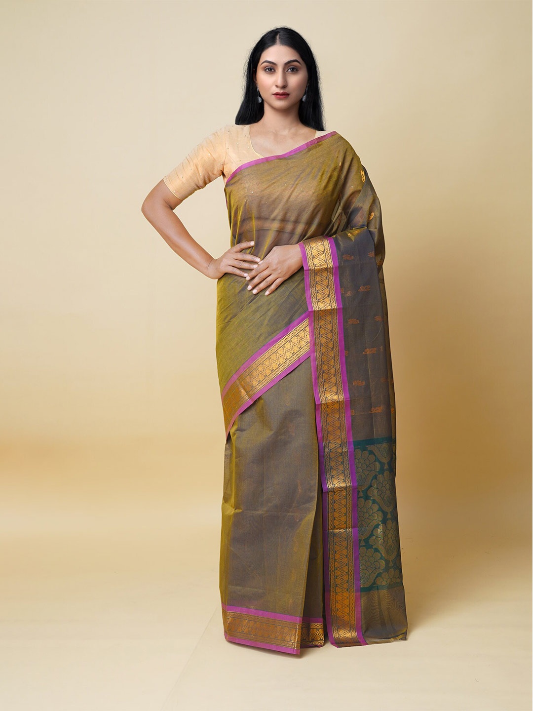 

Unnati Silks Woven Design Zari Pure Cotton Gadwal Saree, Green