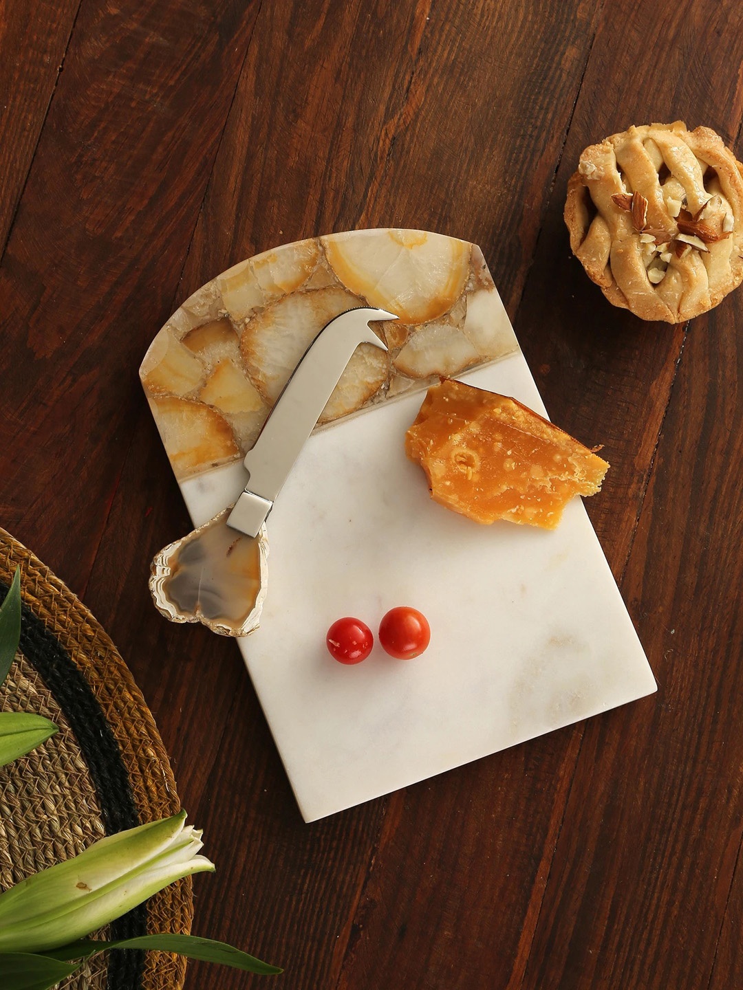 

Amoliconcepts White & Beige Cheese Board With Cheese Knife