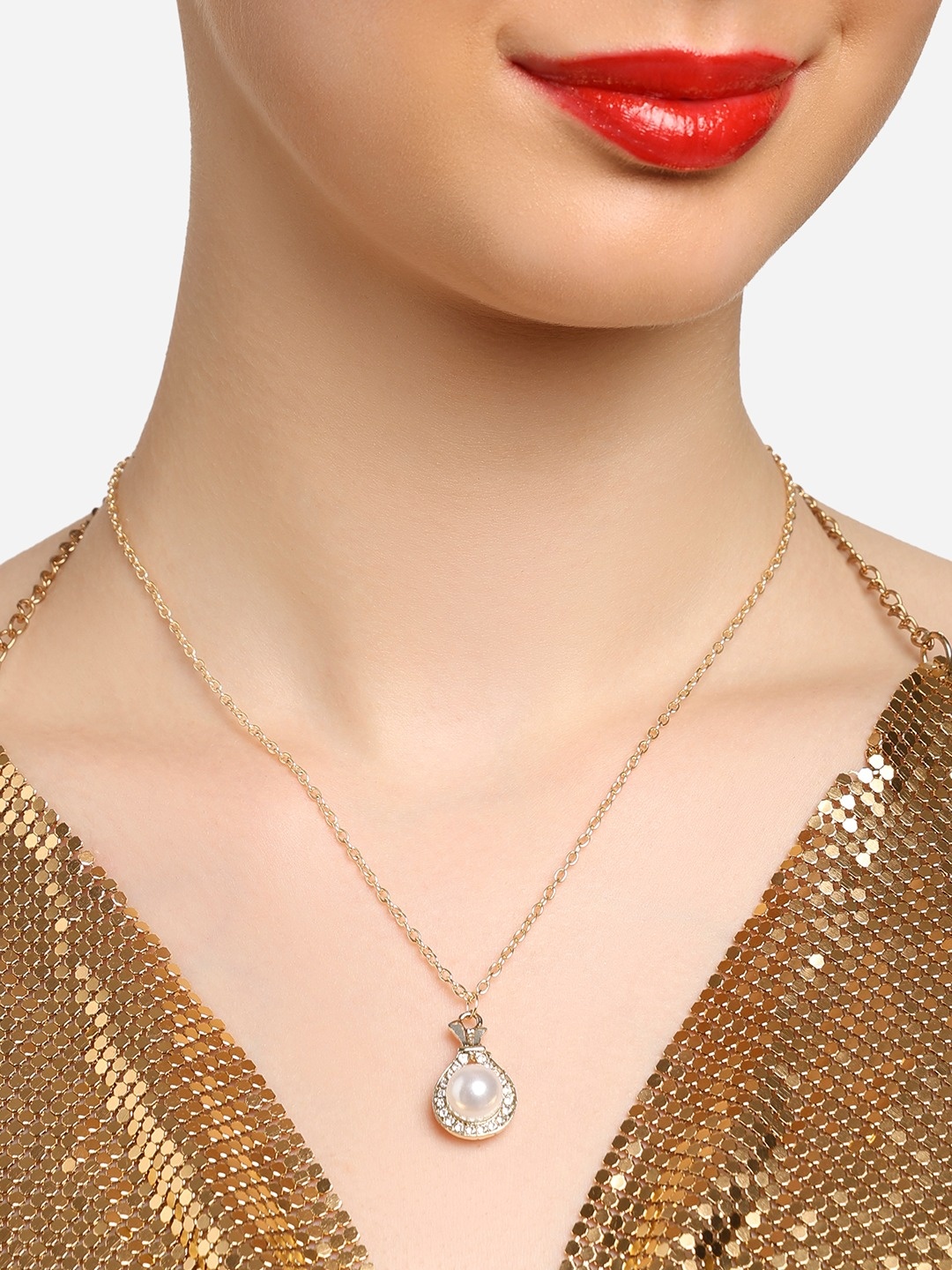 

Zaveri Pearls Gold Plated Stone Studded Teardrop Shaped Pendant With Chain