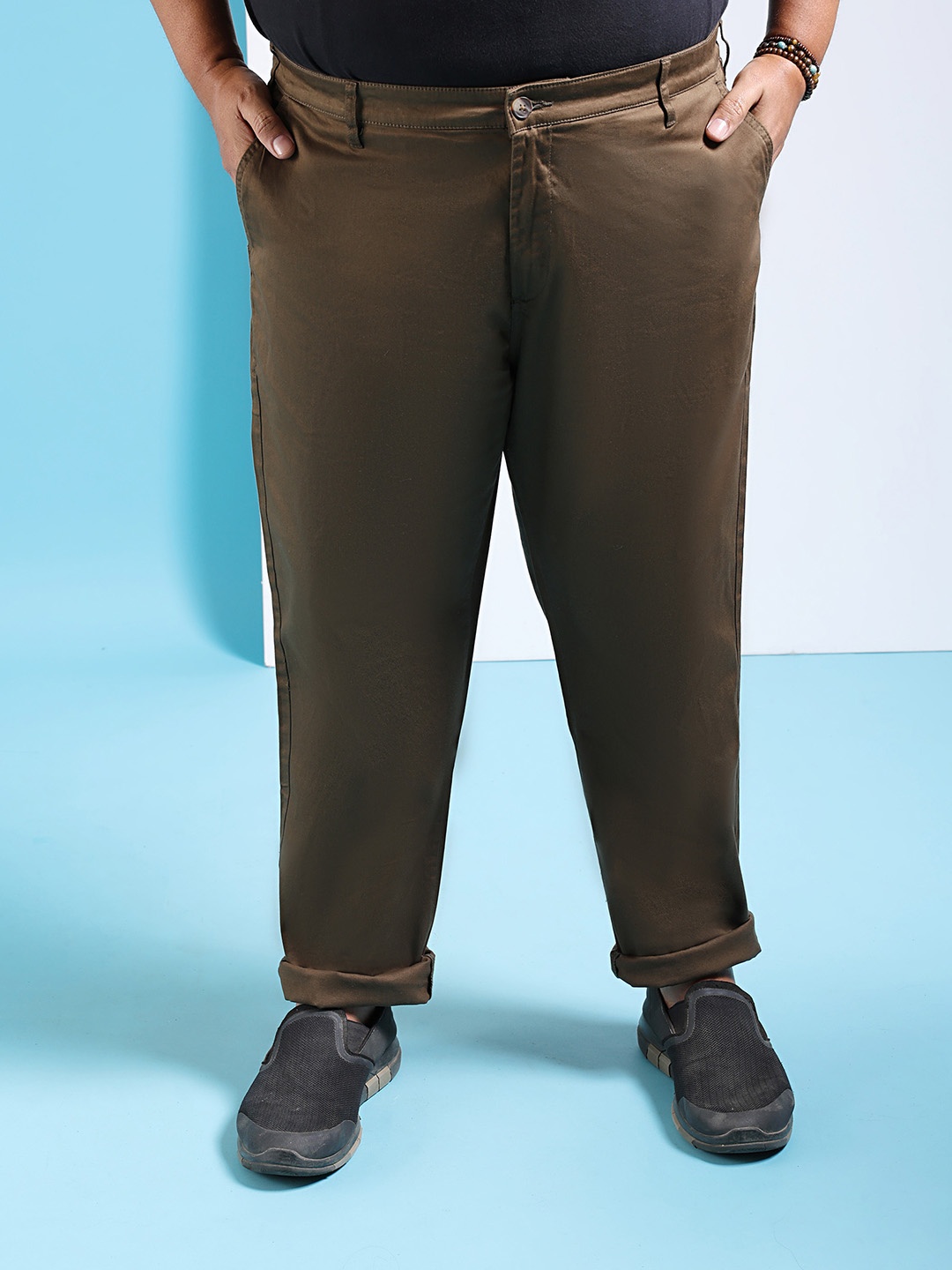 

Hardsoda by The Indian Garage Co Men Plus Size Mid-Rise Chinos Trousers, Brown