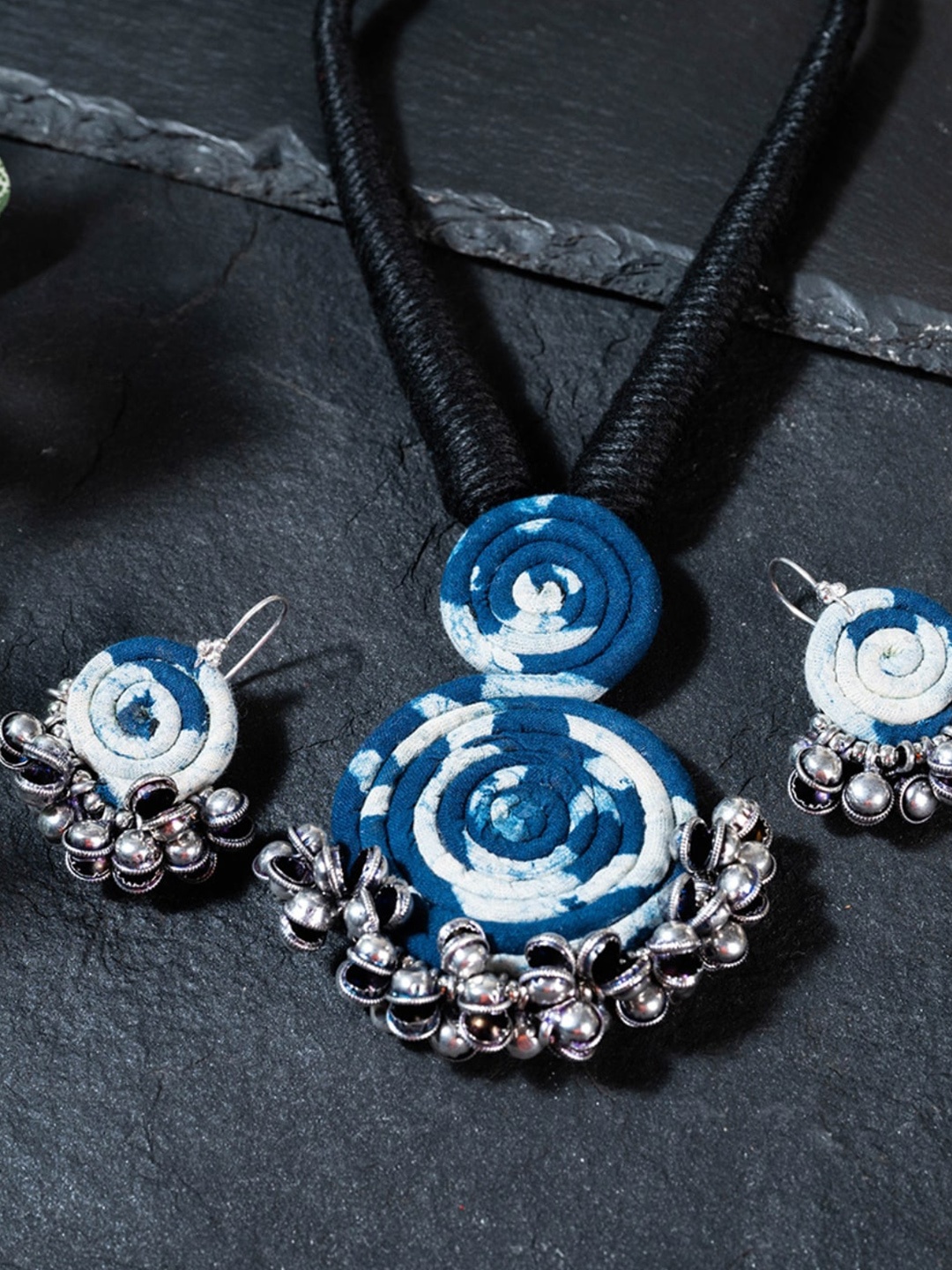

ArtEastri Ghungroo Beaded Jewellery Set, Blue