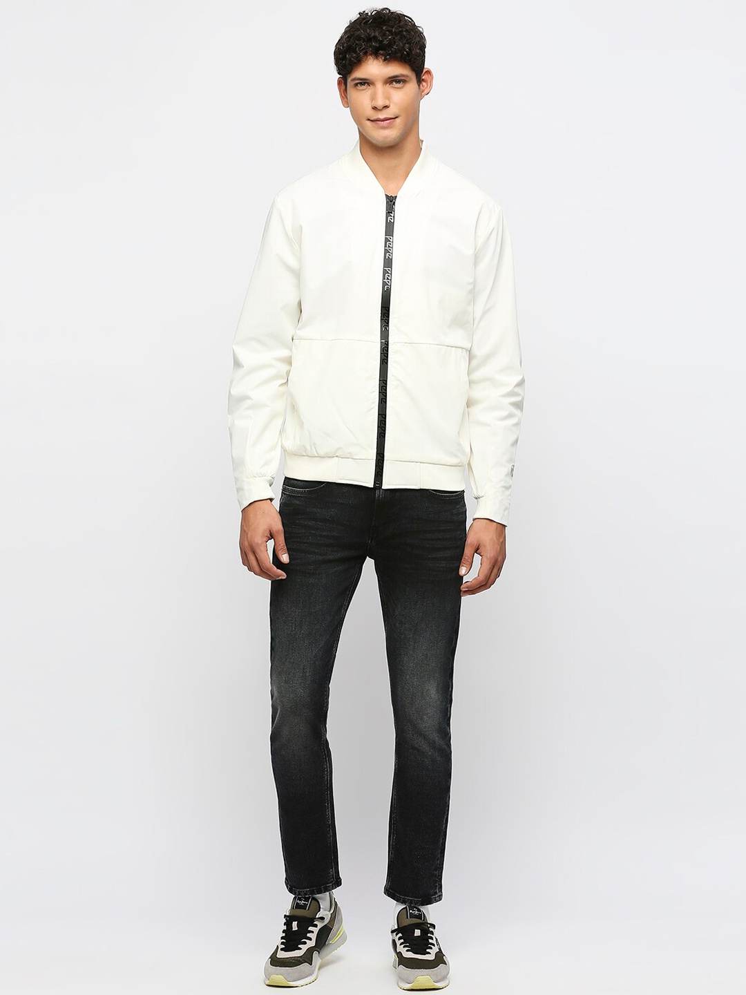 

Pepe Jeans Henley Neck Long Sleeves Cut Sew Lightweight Bomber Jacket, White