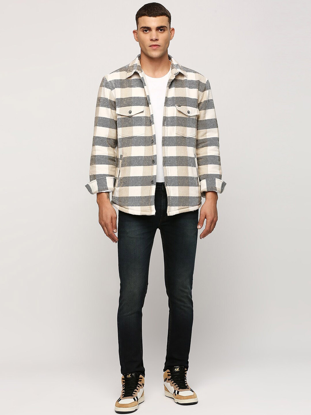 

Pepe Jeans Checked Spread Collar Long Sleeves Shacket, White