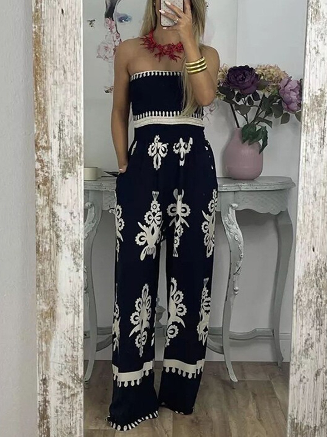 

StyleCast Black & White Strapless Ethnic Motifs Printed Basic Jumpsuit