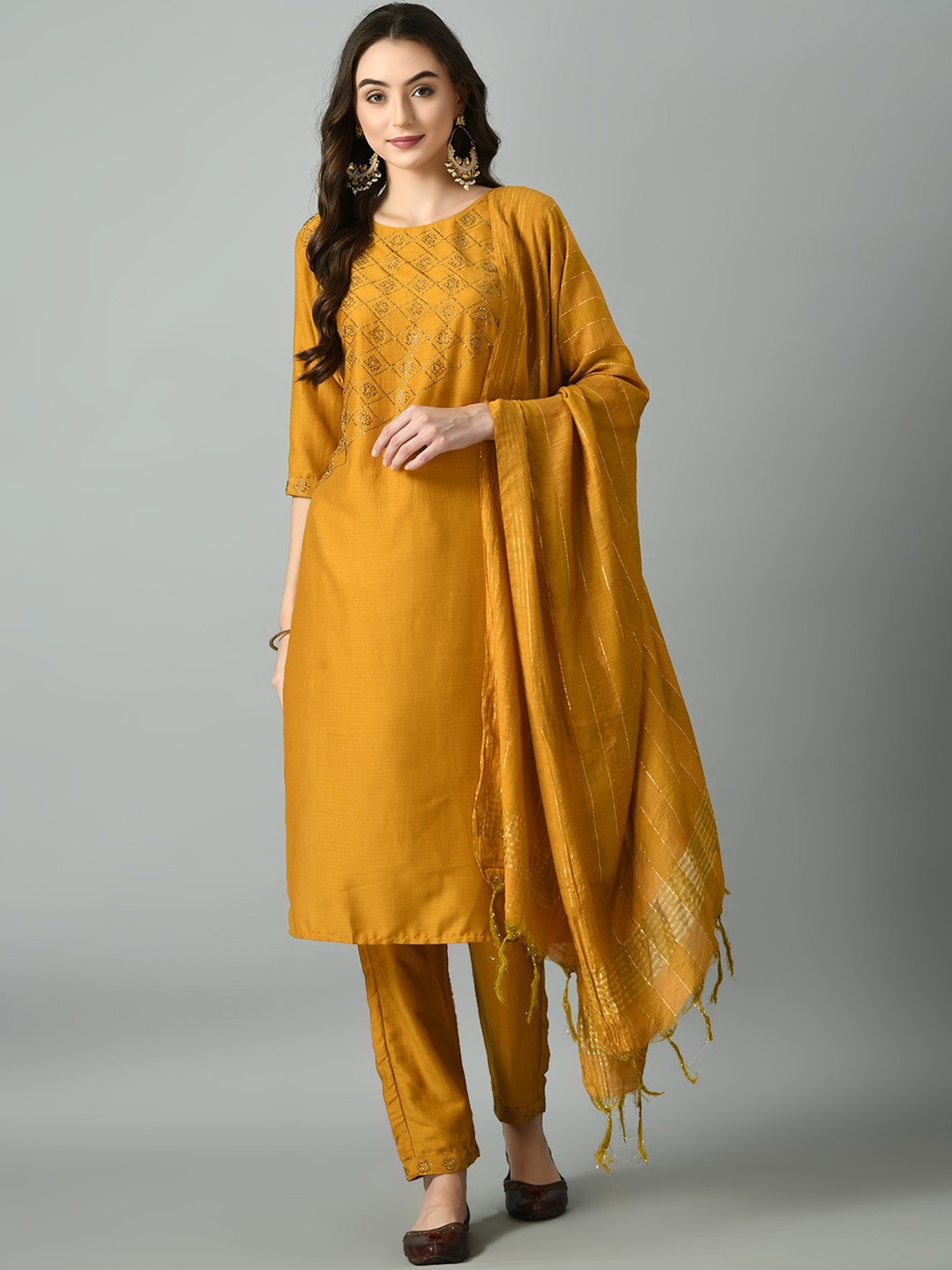 

DesiNoor.com Embroidered Regular Beads and Stones Kurta & Trousers With Dupatta, Yellow