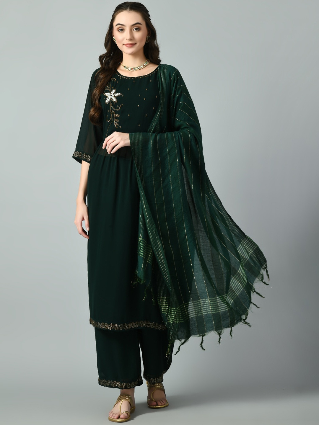 

DesiNoor.com Ethnic Motifs Embroidered Sequined Georgette Kurta with Palazzos & Dupatta, Green