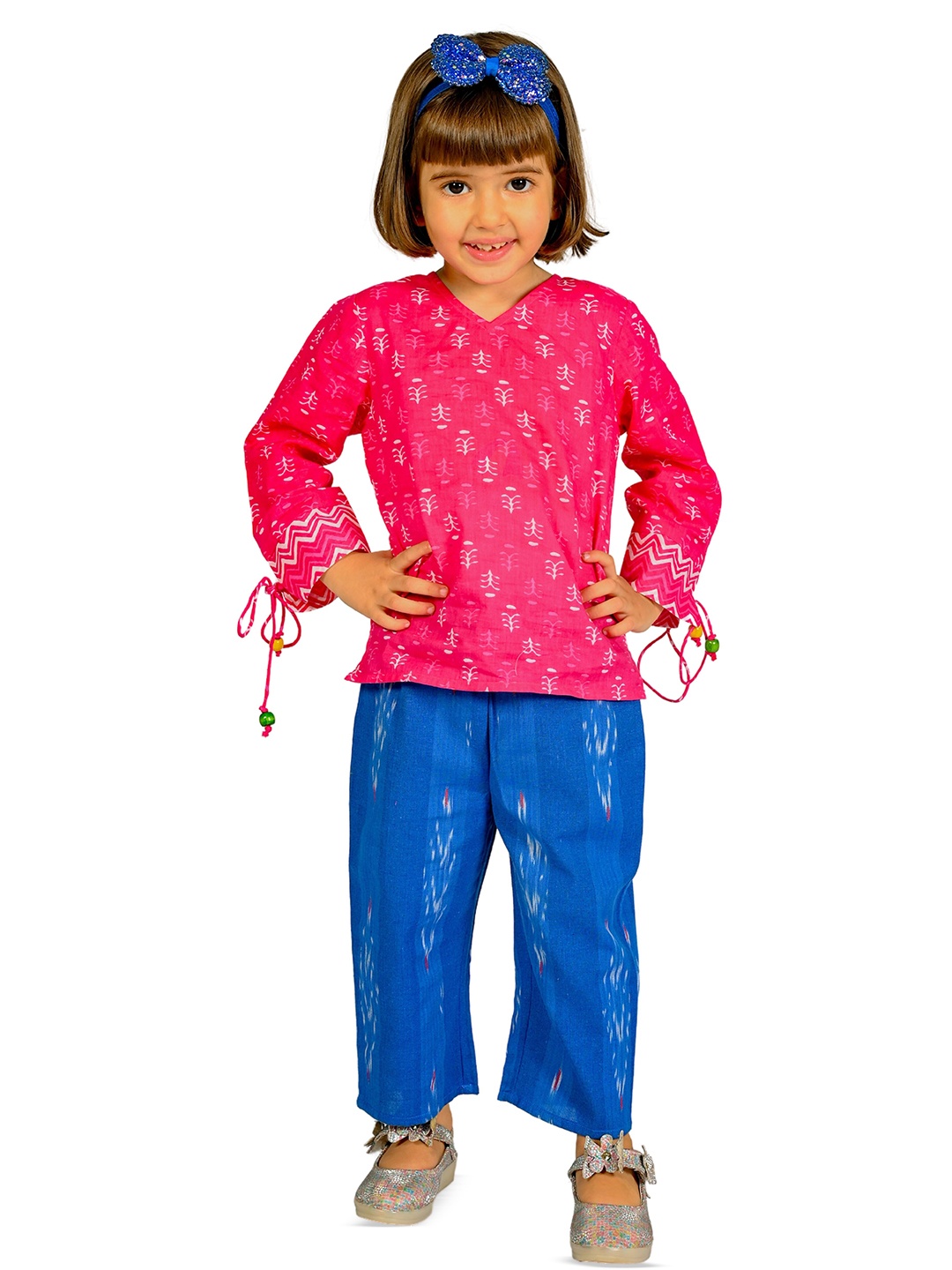 

Tiny Bunnies Girls Printed V-Neck Pure Cotton Top with Trousers, Pink
