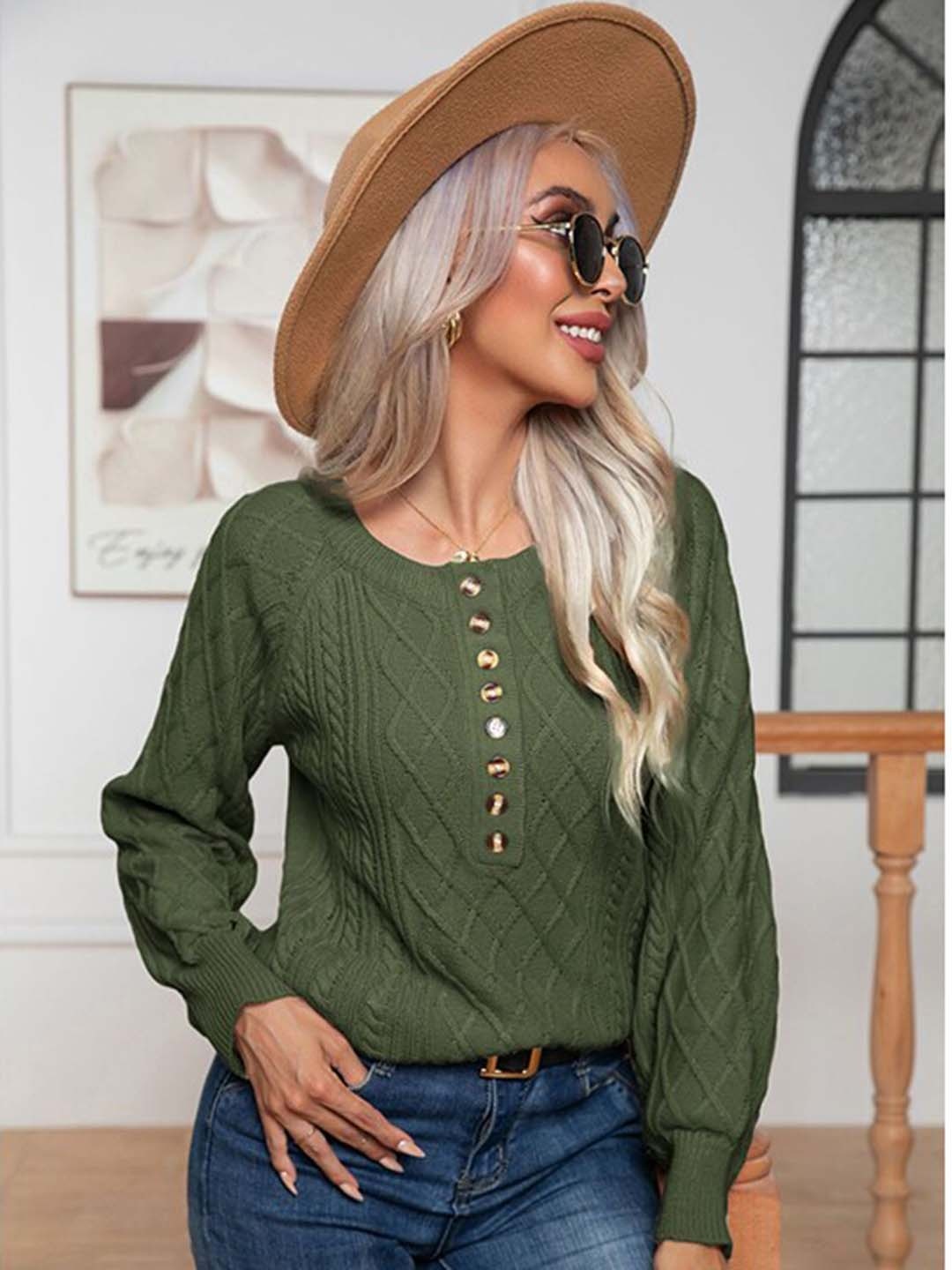

StyleCast Green Cable Knit Self Design Round Neck Acrylic Pullover Sweater