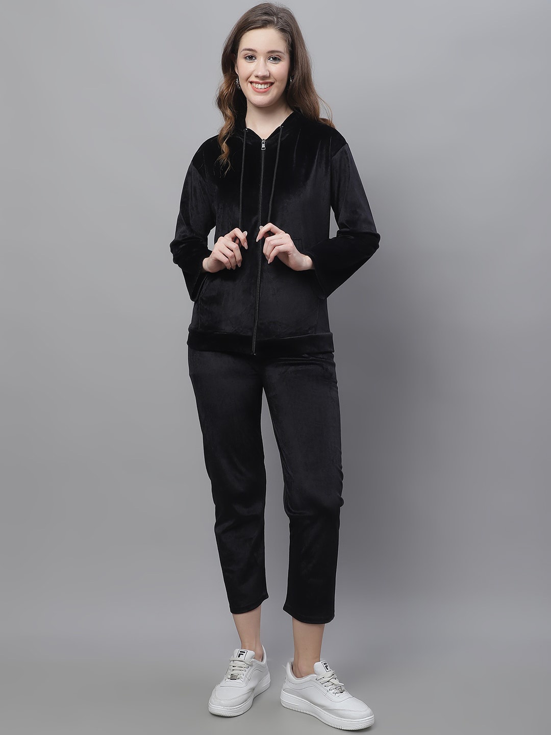 

TAG 7 Hooded Velvet Tracksuit, Black