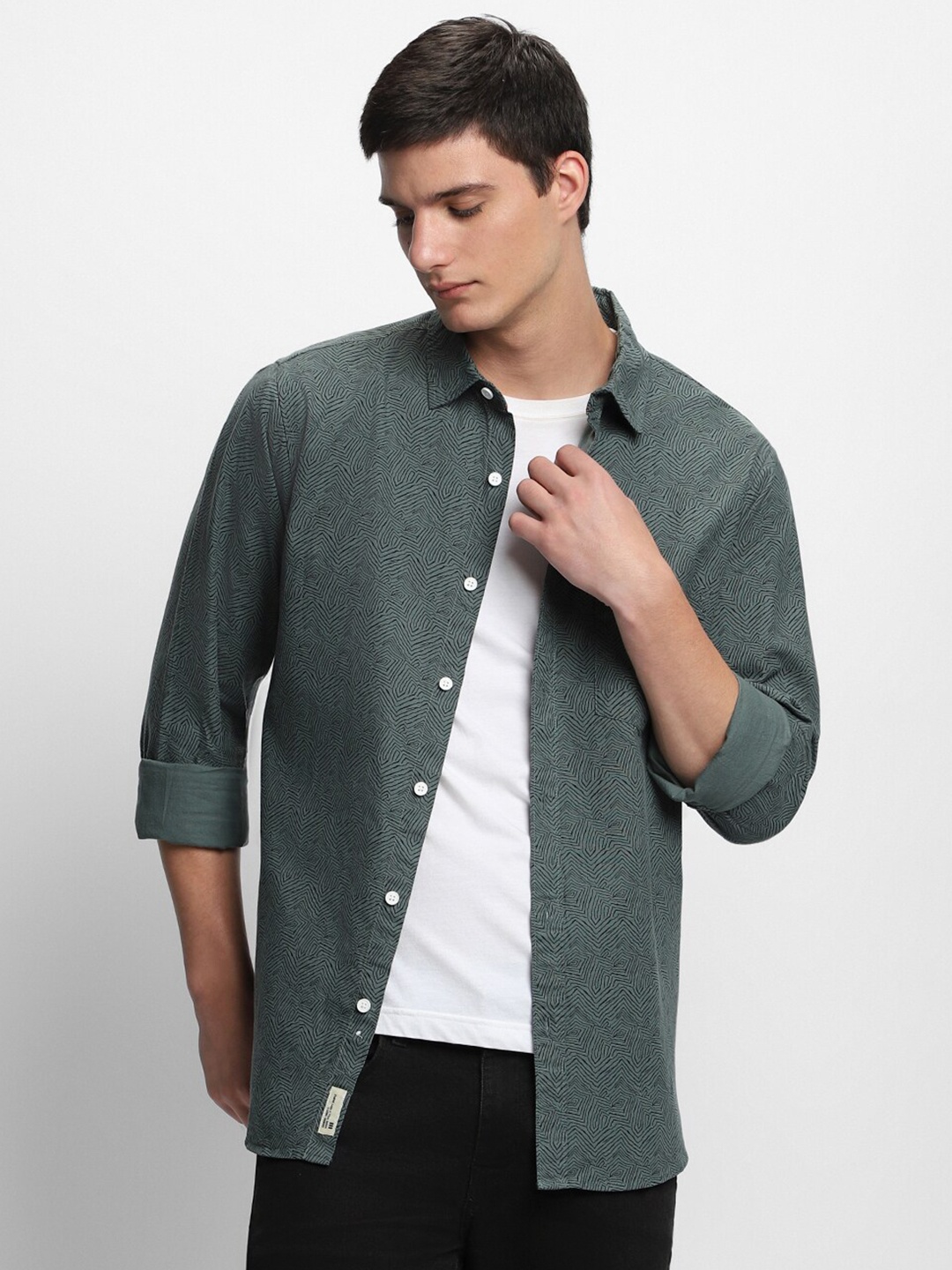 

Dennis Lingo Slim Fit Geometric Printed Pure Cotton Casual Shirt, Olive