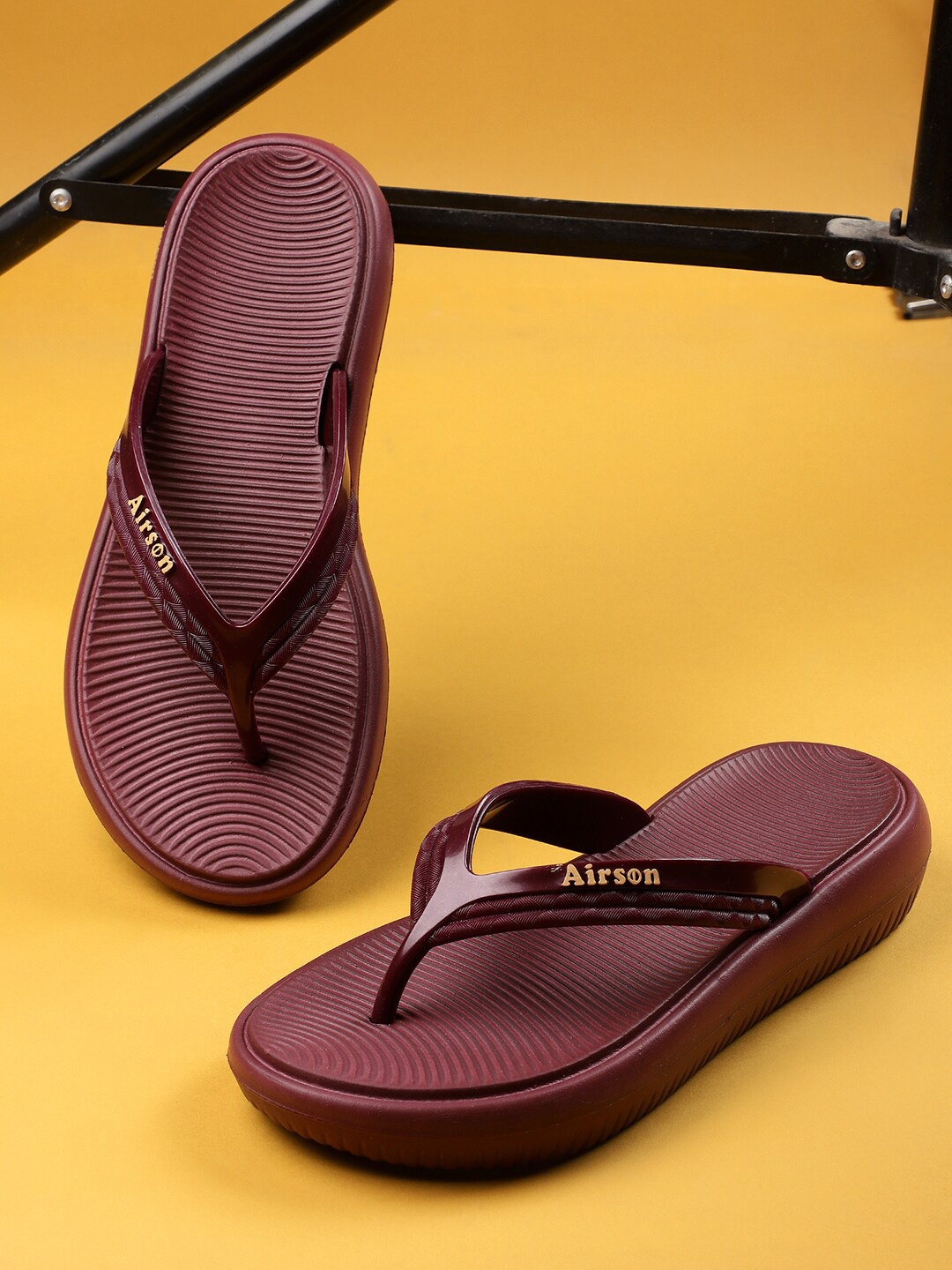 

Airson Women Textured Thong Flip-Flops, Maroon