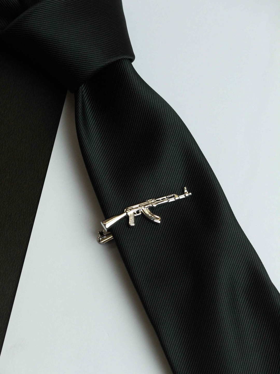 

Tossido Men Brass Tie bar, Silver