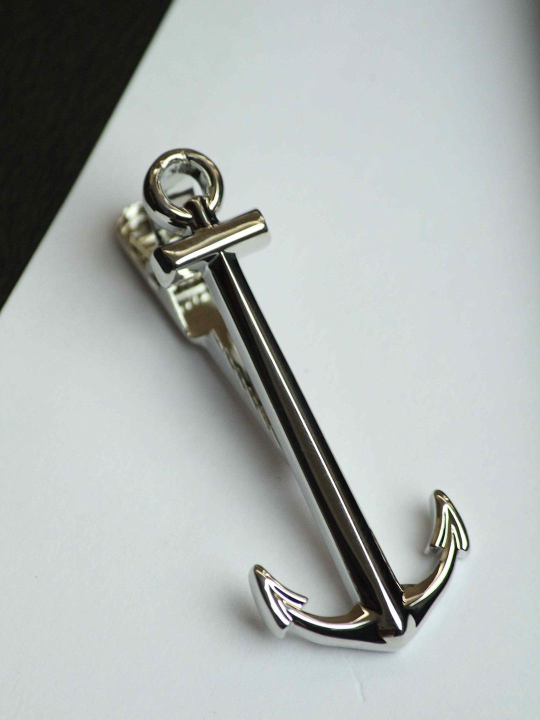 

Tossido Men Anchor Design Tie Pin, Silver