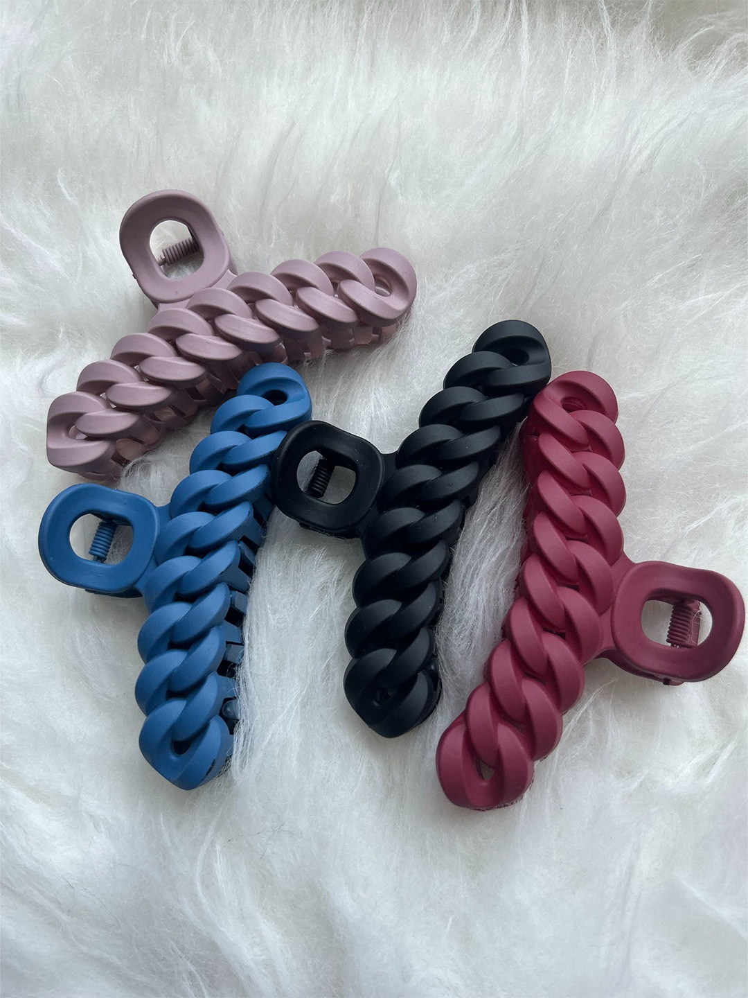CHANDERKASH Assorted Set Of 4 Claw Clip