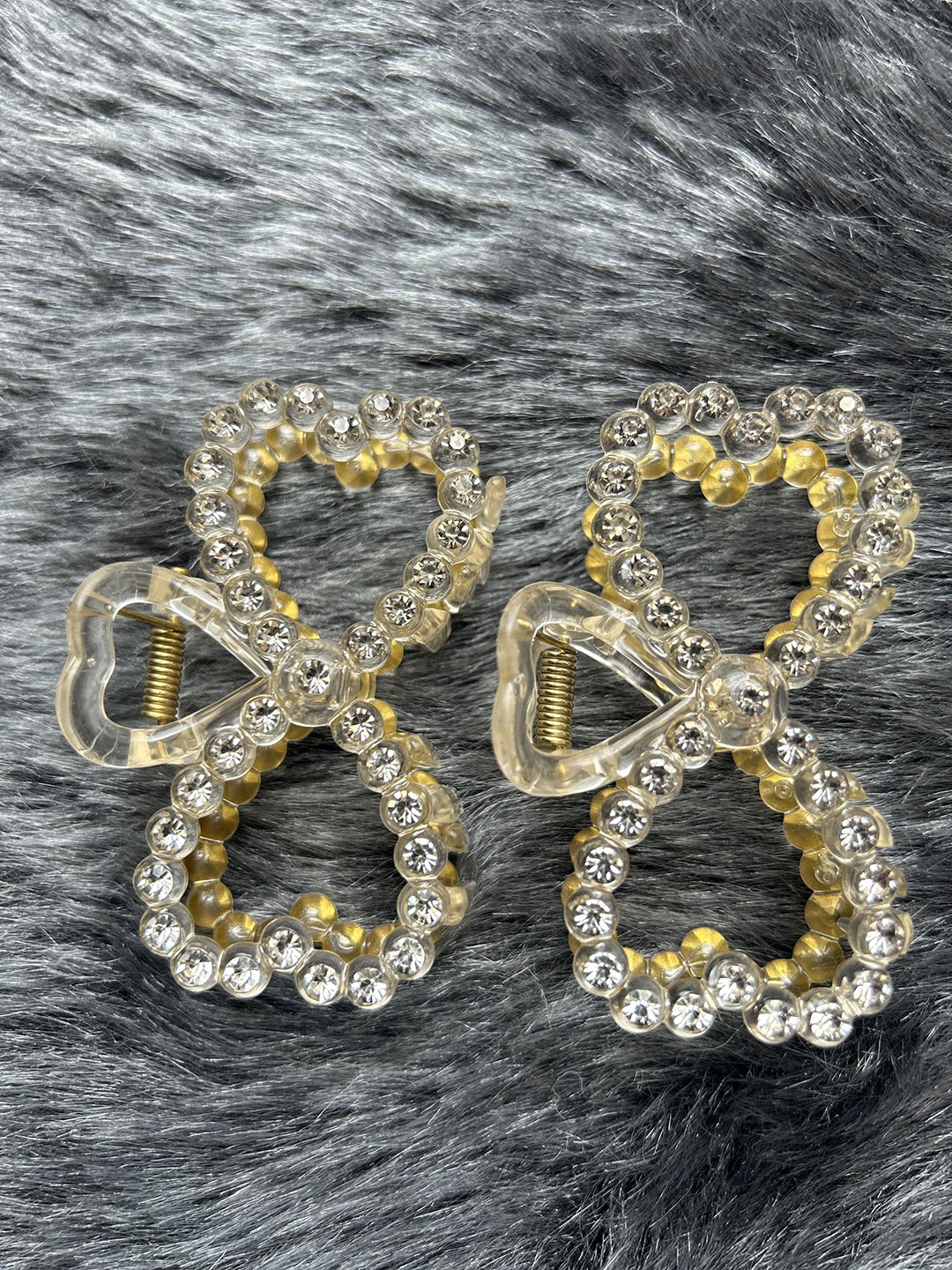 

CHANDERKASH Assorted Set of 2 Transparent Claw Clip