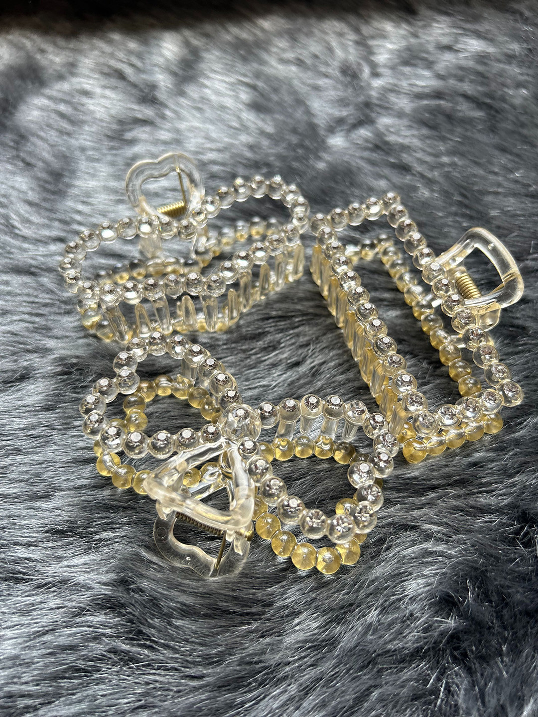 

CHANDERKASH Set of 3 Assorted Embellished Claw Clips