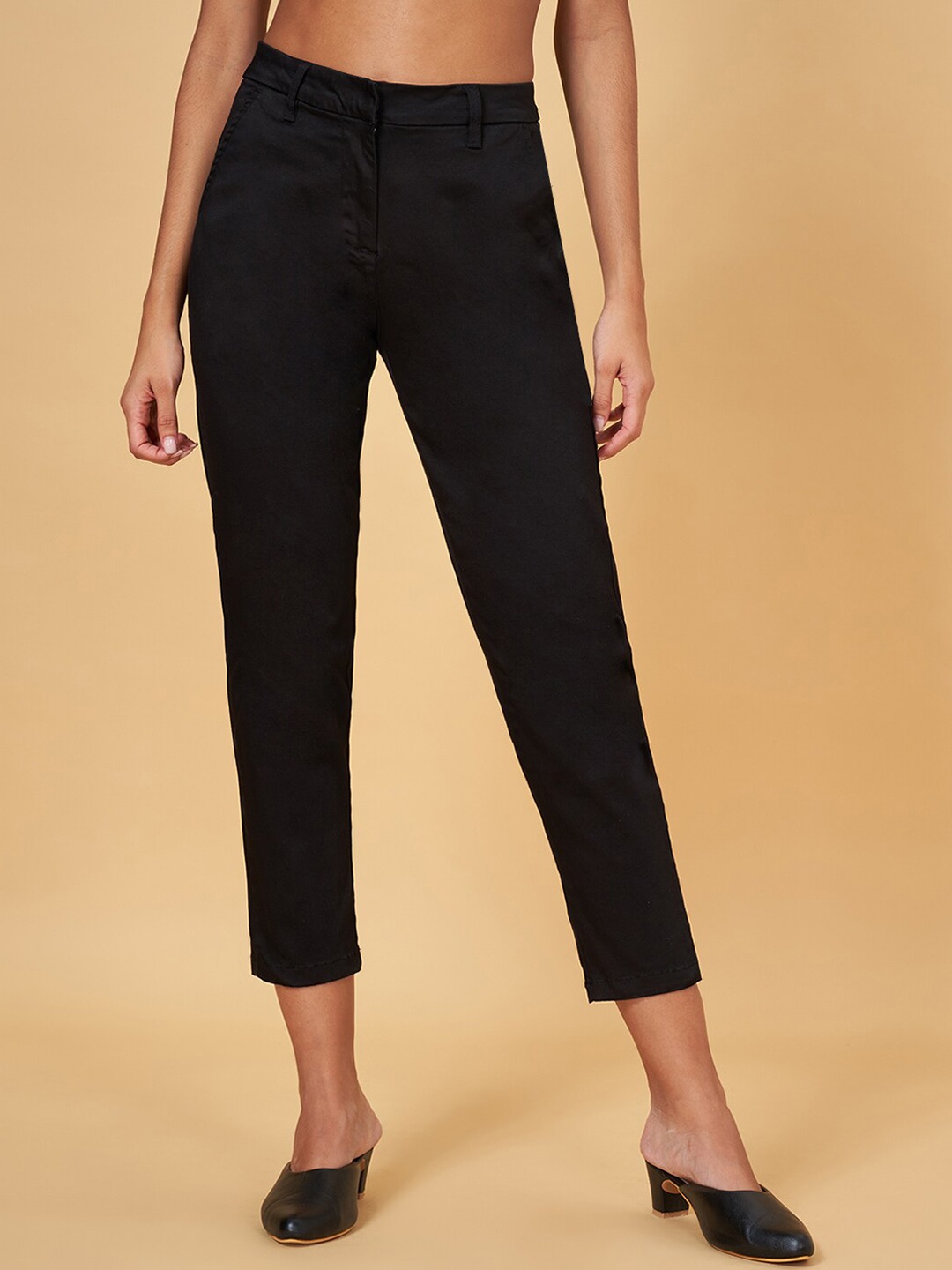 

Annabelle by Pantaloons Women Slim Fit Formal Trousers, Black
