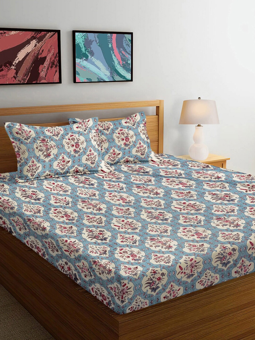 

FABINALIV Blue & Beige Floral Print 300 TC King Size Bedsheet & 2 Pillow Covers