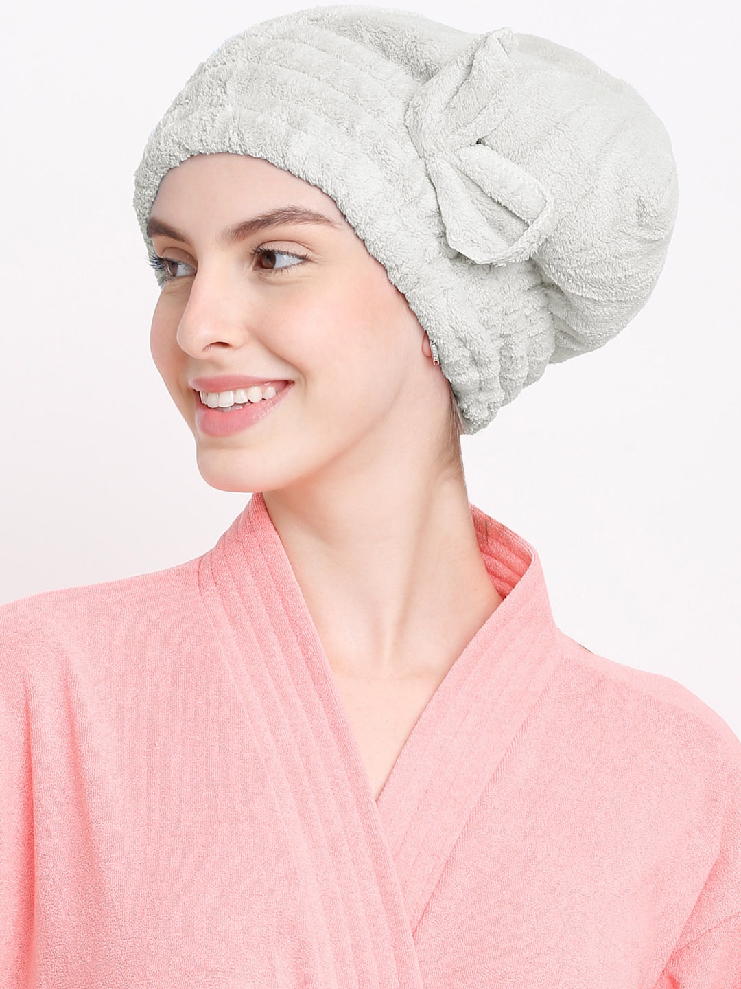 

Cortina Blue Solid Bath Towel