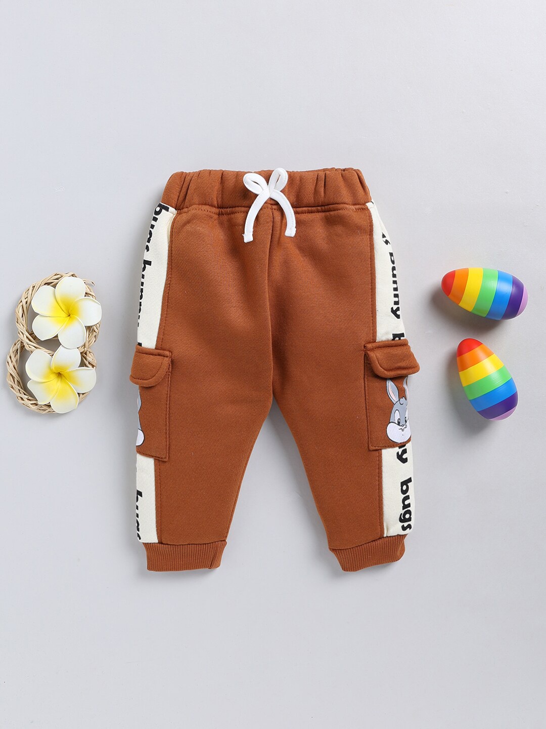 

Moms Love Infant Girls Buggs Bunny Printed Dual Pocket Cotton Joggers, Brown