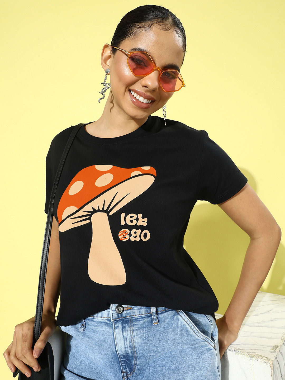 

DILLINGER Women Graphic Printed Boxy T-shirt, Black