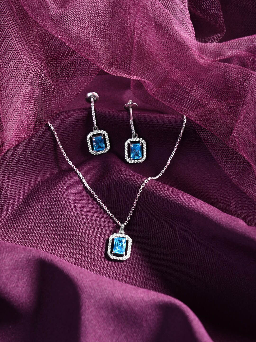 

Clara 925 Sterling Silver Rhodium-plated CZ-studded Jewellery Set
