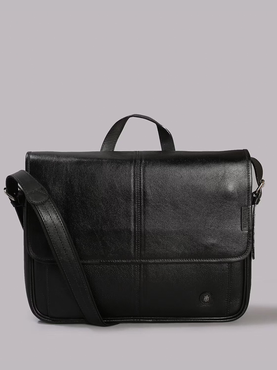 

Tortoise Unisex Leather Messenger Bag, Black