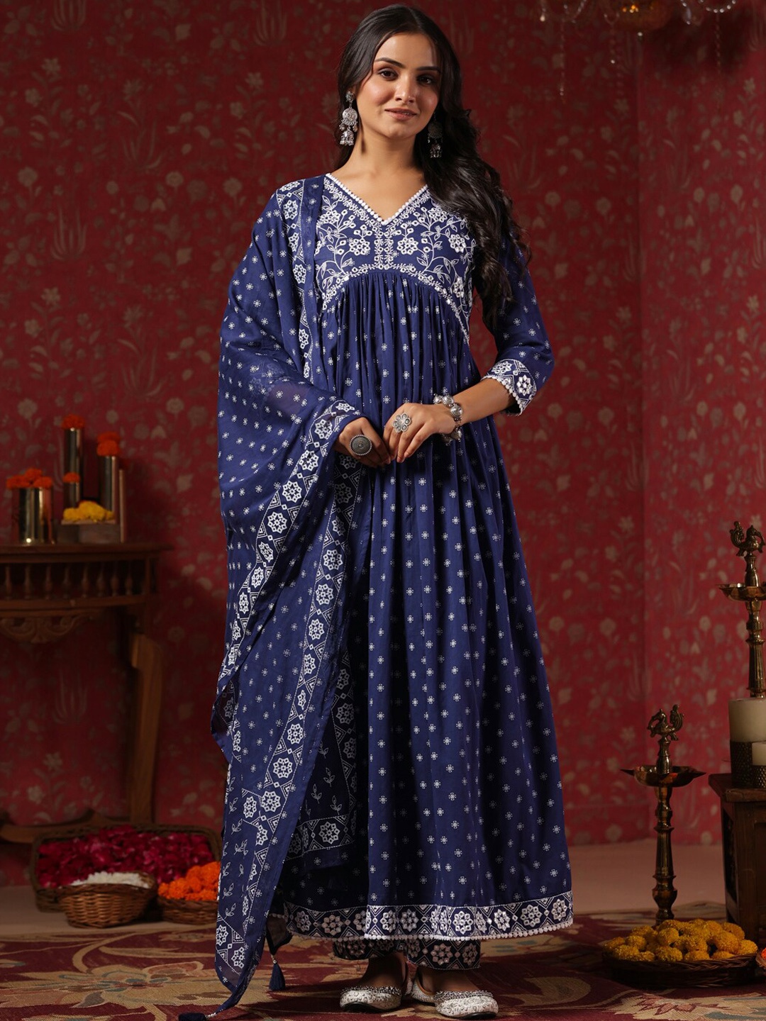 

Ishin Ethnic Motifs Printed Empire Anarkali Pure Cotton Kurta & Trousers With Dupatta, Navy blue