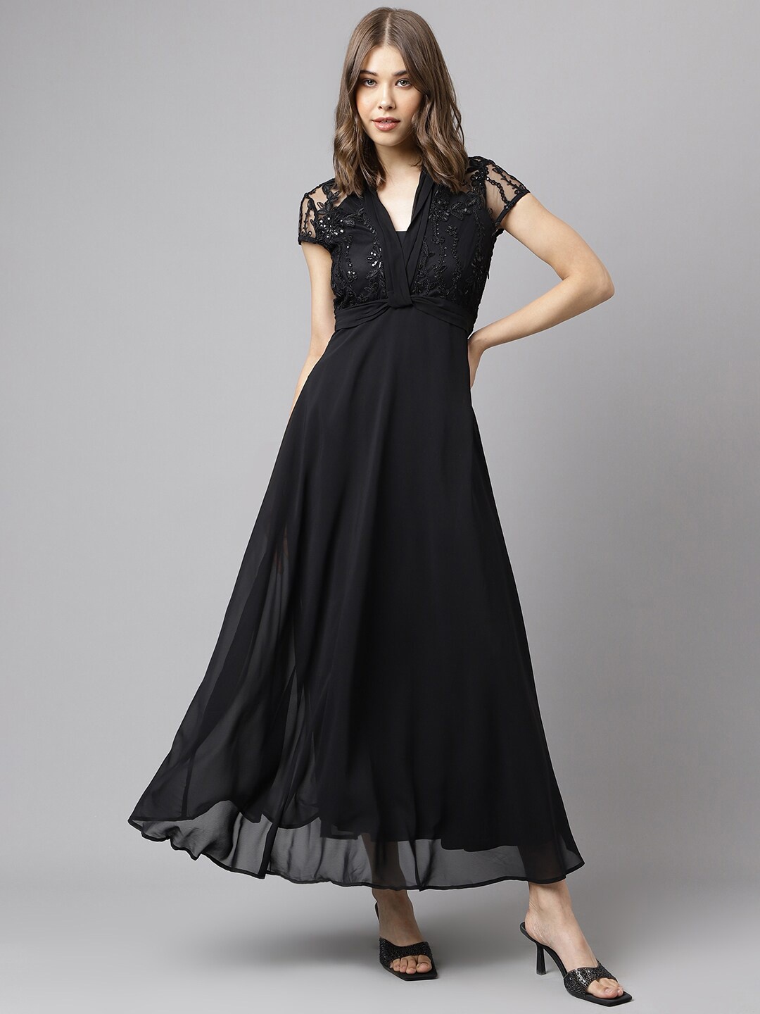 

Latin Quarters V-Neck Short Sleeves Maxi Dress, Black
