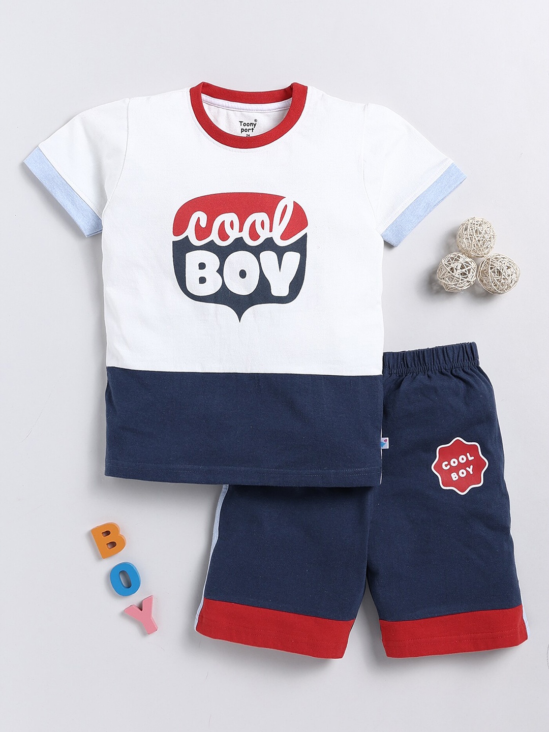 

Toonyport Boys Colourblocked Round Neck Pure Cotton T-shirt With Short, White