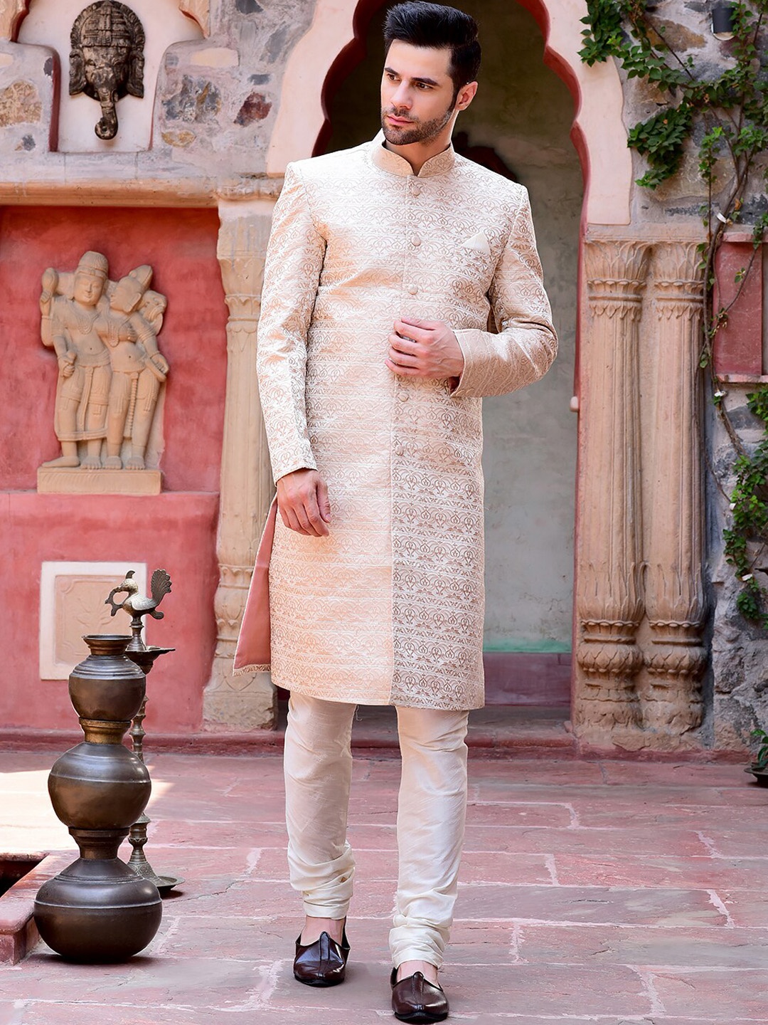 

HOUSE OF DEYANN Self Design Mandarin Collar Sherwani Set, Peach