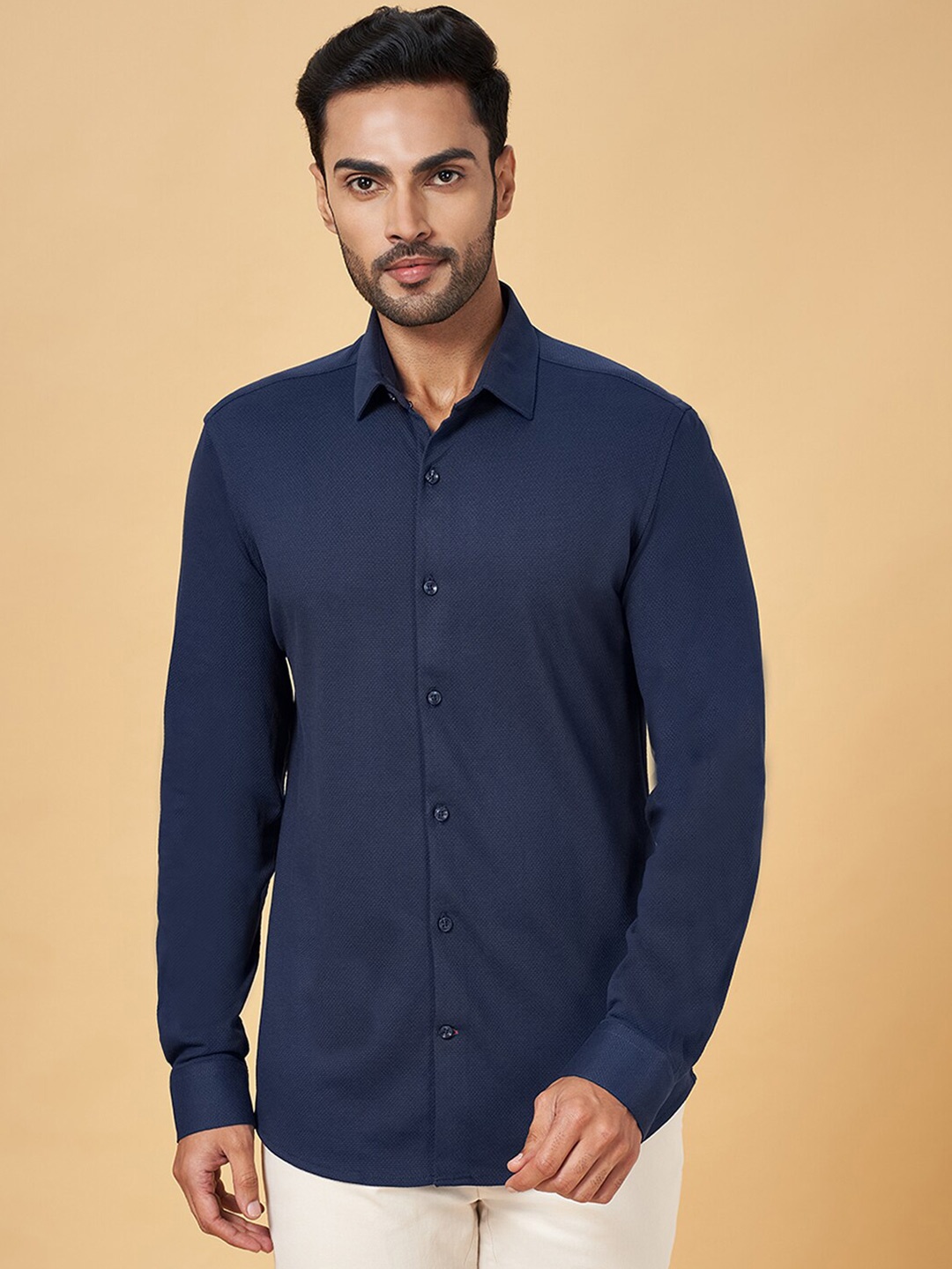 

BYFORD by Pantaloons Self Design Textured Slim Fit Casual Shirt, Navy blue