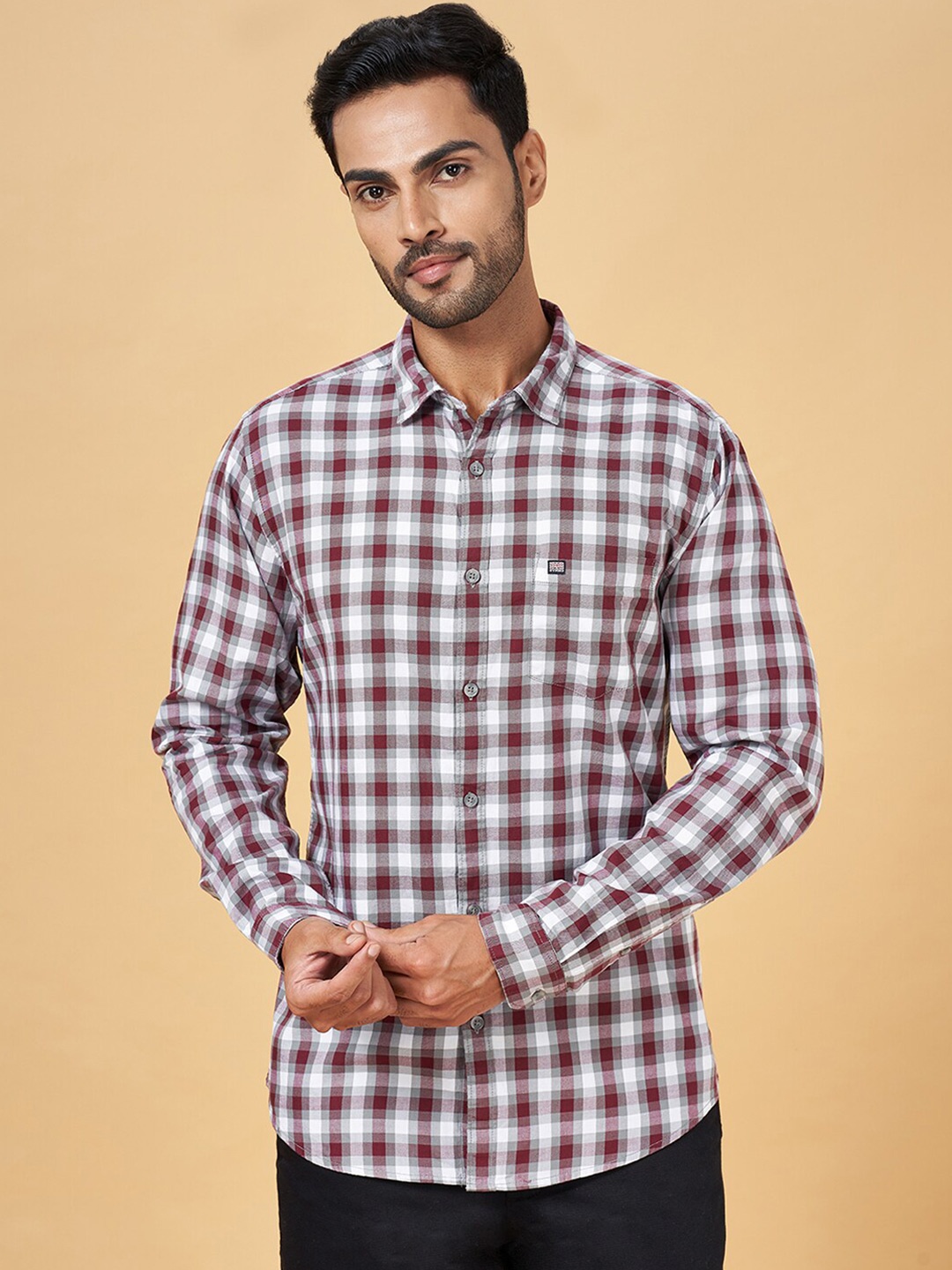 

BYFORD by Pantaloons Gingham Checked Slim Fit Twill Pure Cotton Casual Shirt, Red