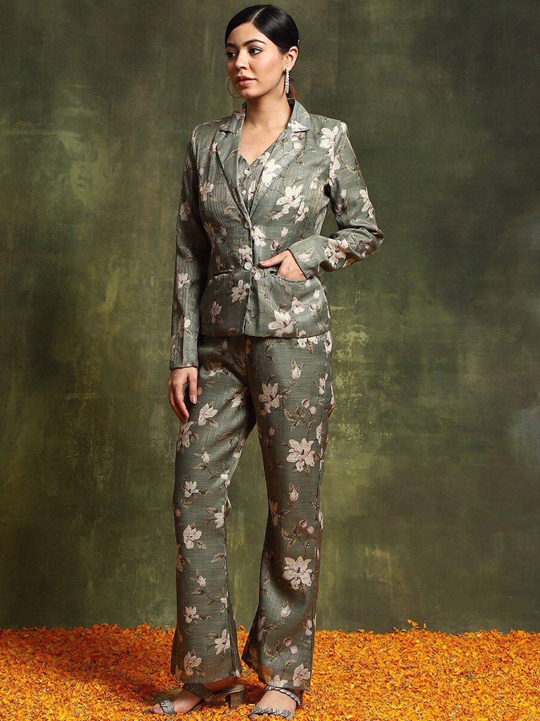 

AKS Floral Printed Coat And Trousers, Green