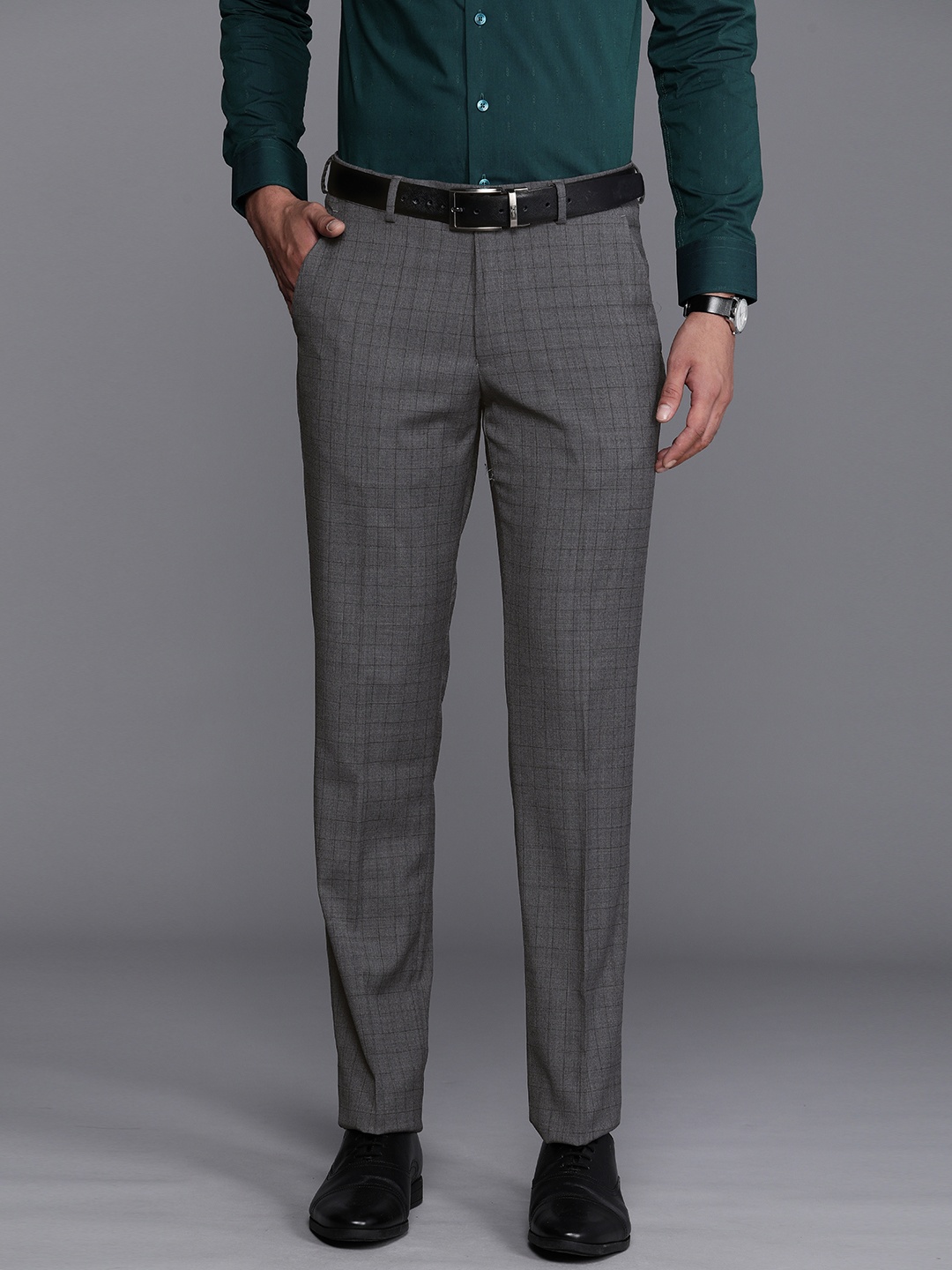 

Louis Philippe Men Mid-Rise Checked Trousers, Grey