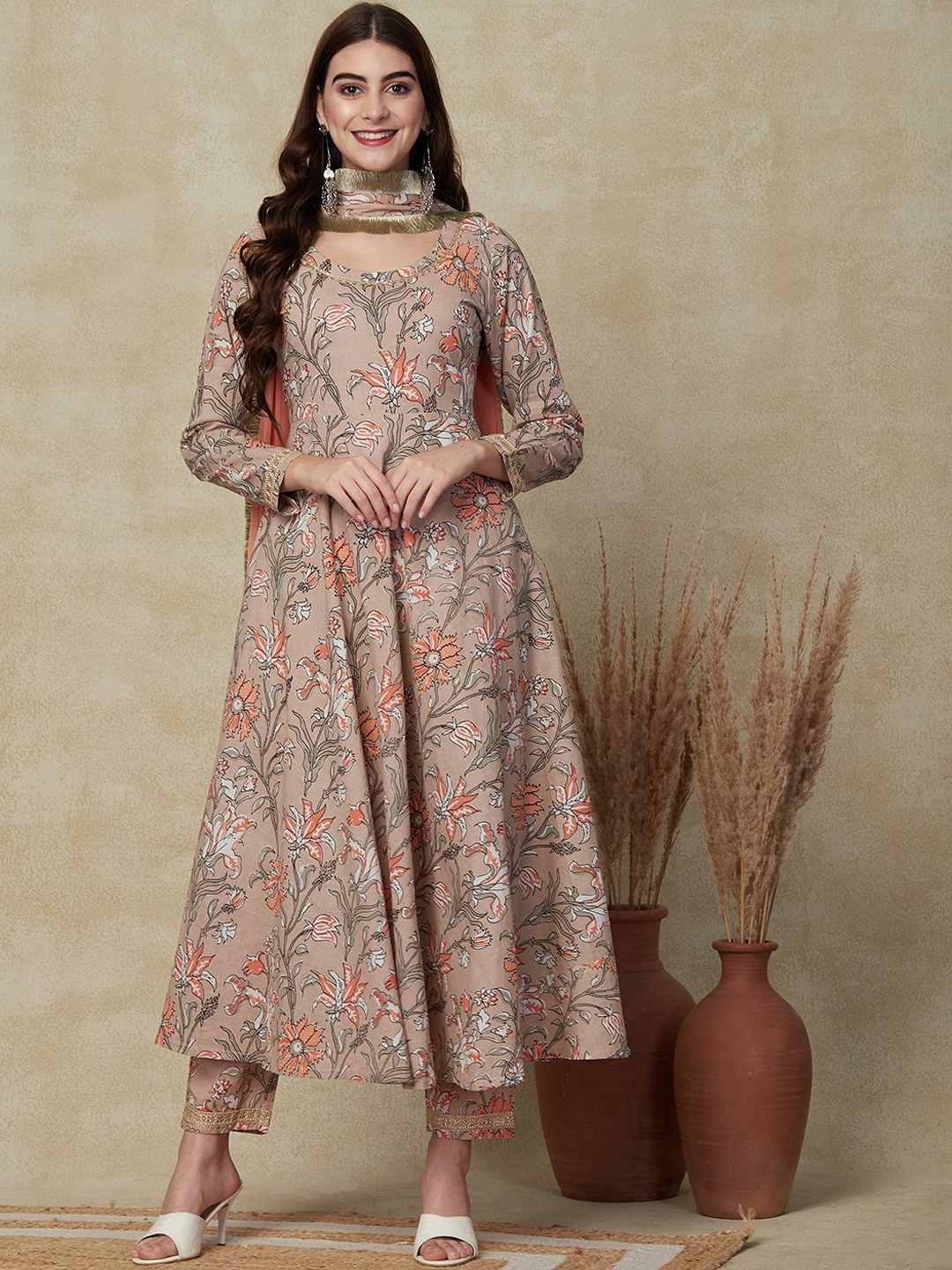 

FASHOR Floral Printed Panelled Pure Cotton Kurta with Trousers & Dupatta, Beige